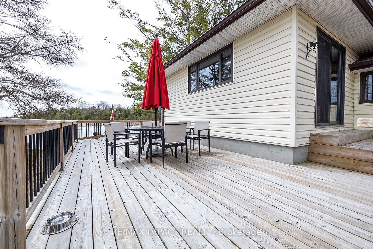 32 Totten Drive