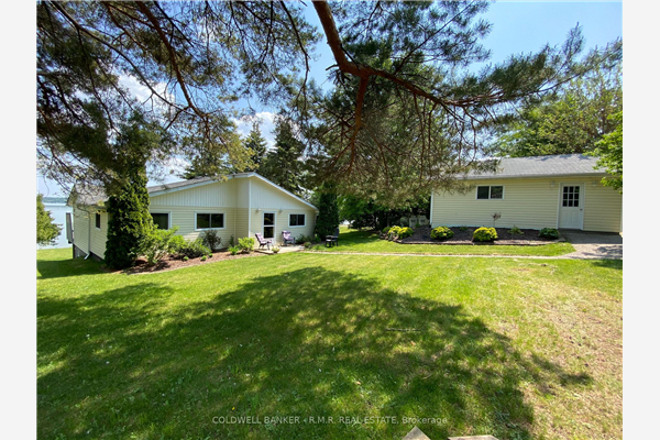 149 Ball Point Rd E, Kawartha Lakes