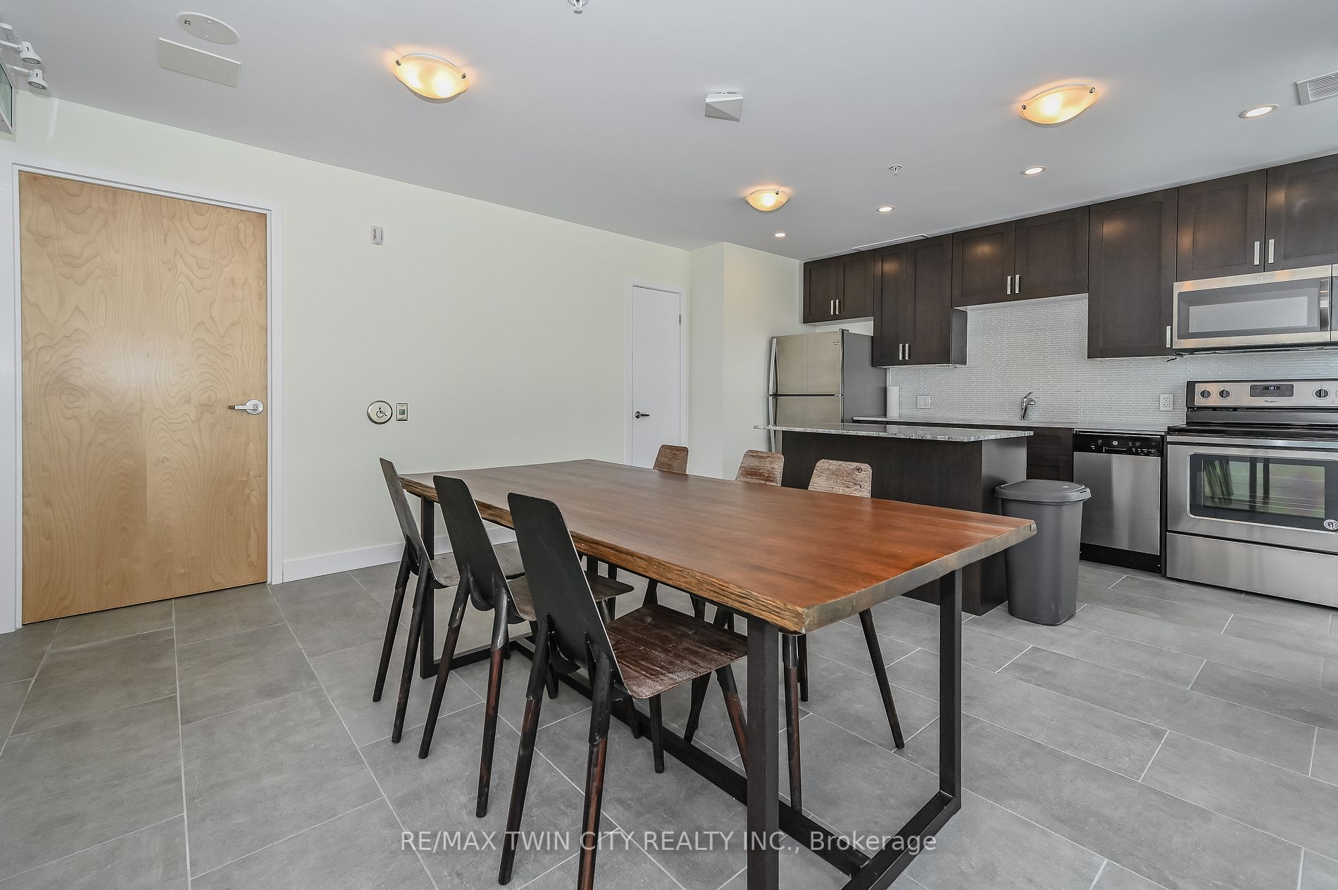 Listing X6091216 - Large Photo # 26