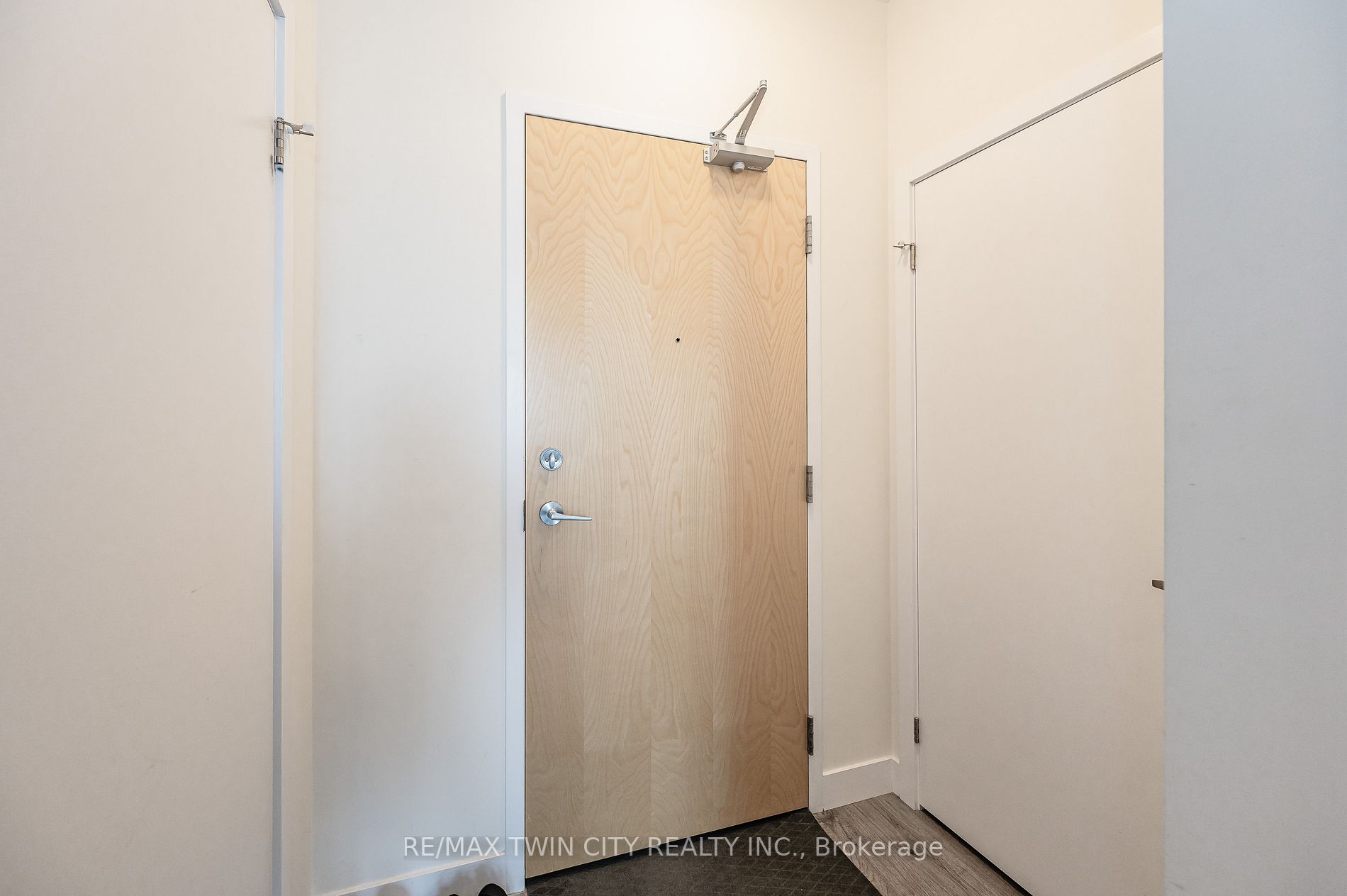 Listing X6091216 - Large Photo # 11