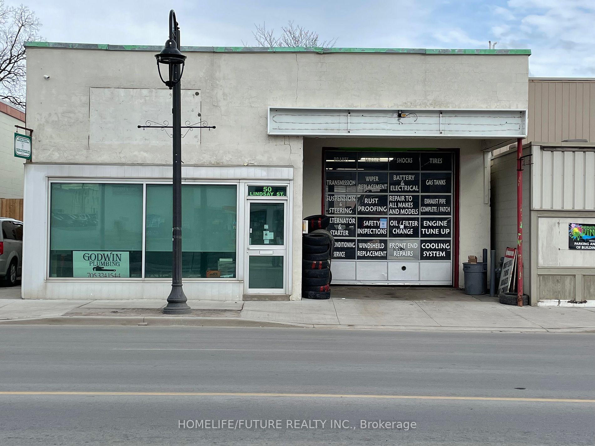 50 Lindsay St S