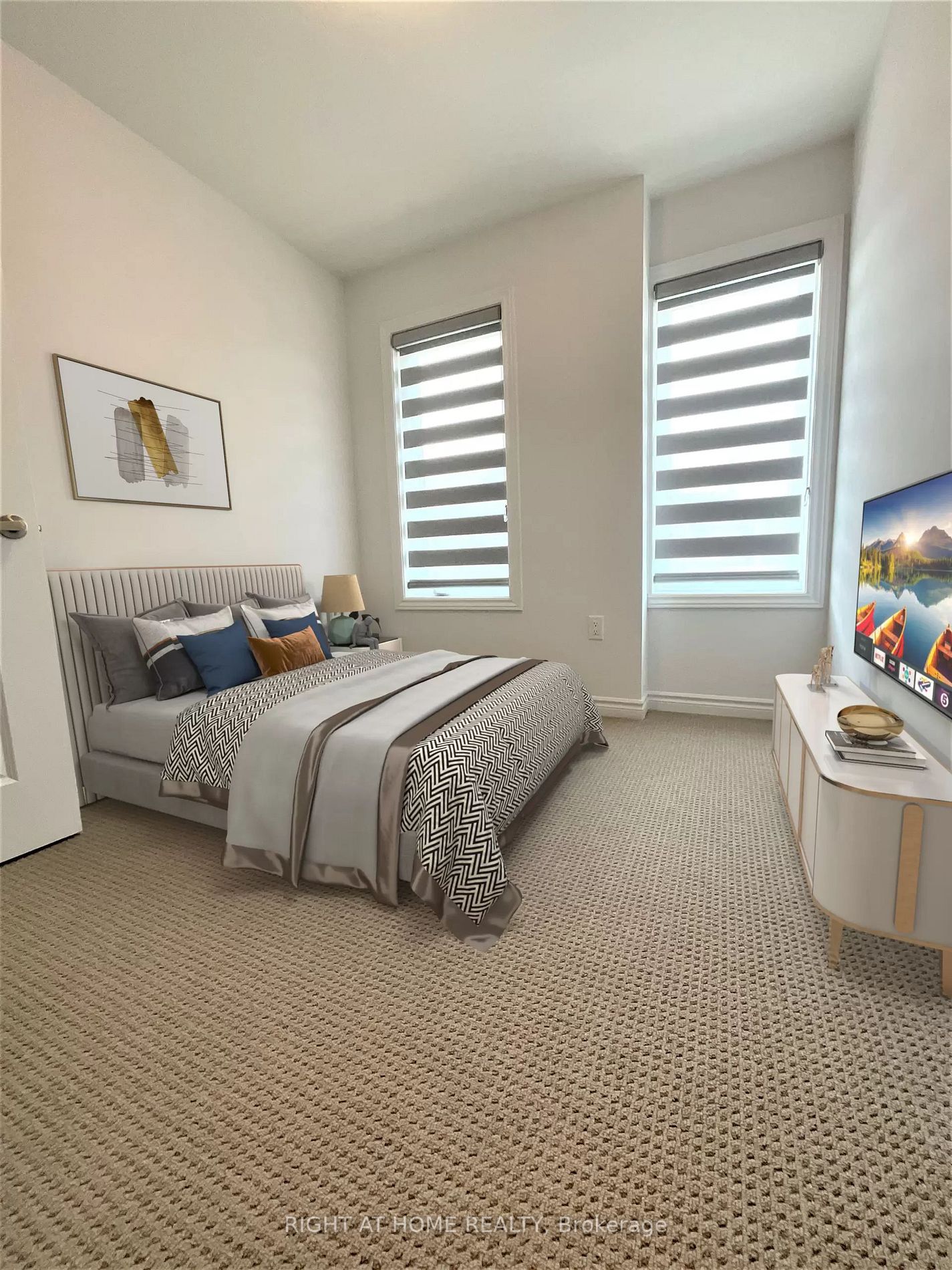61 Soho St, #142