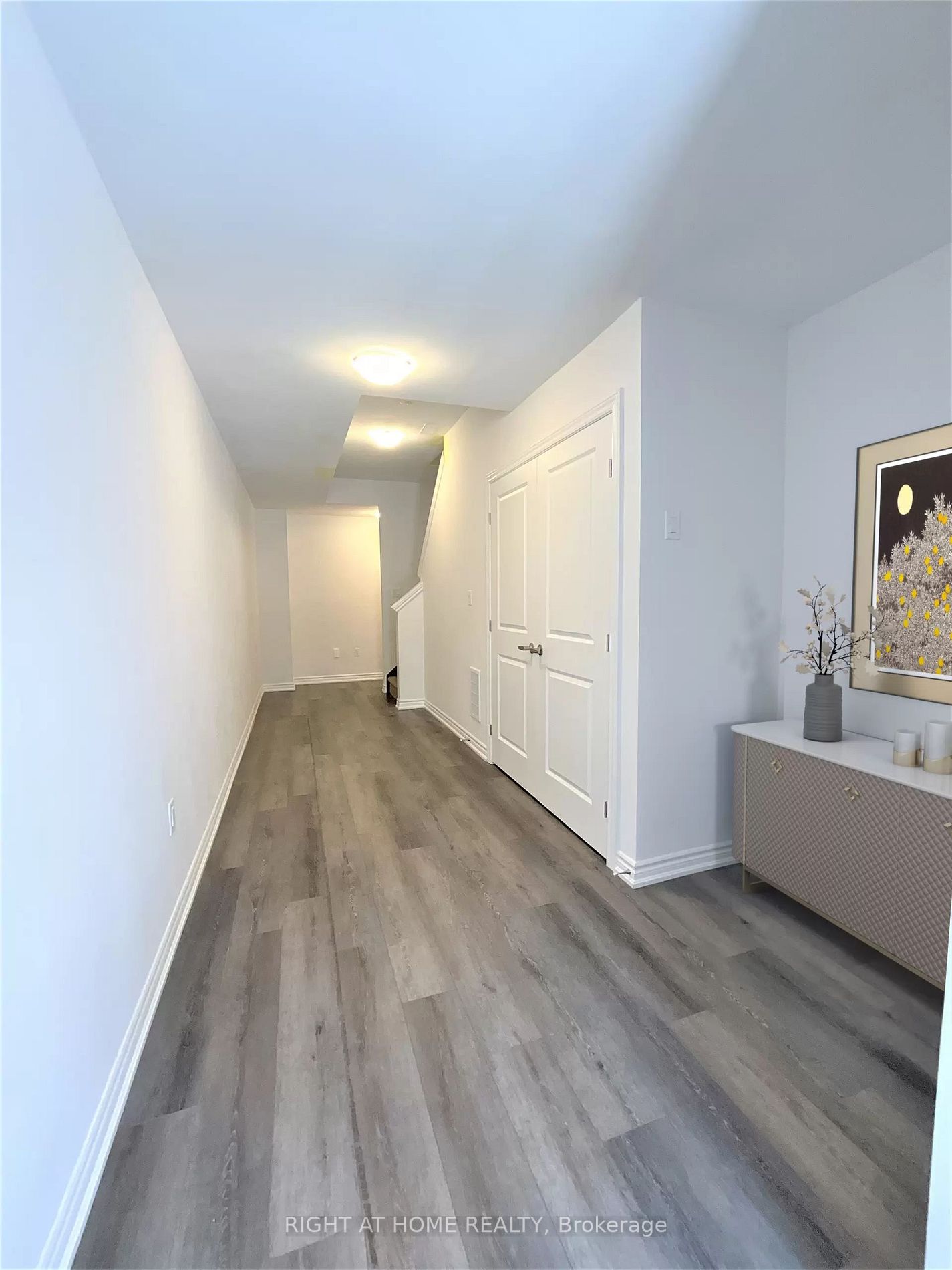 61 Soho St, #142