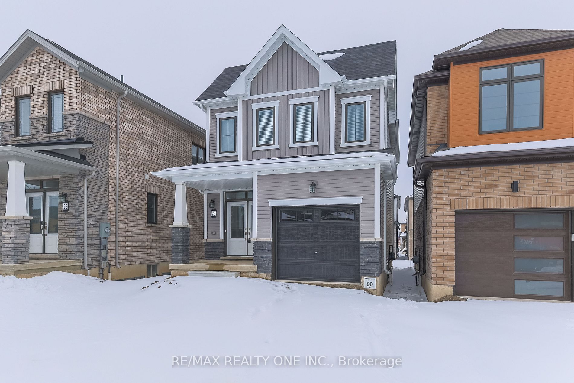 20 Amos Ave