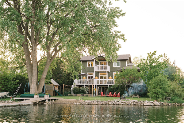 16175 Loyalist Parkway, Prince Edward County