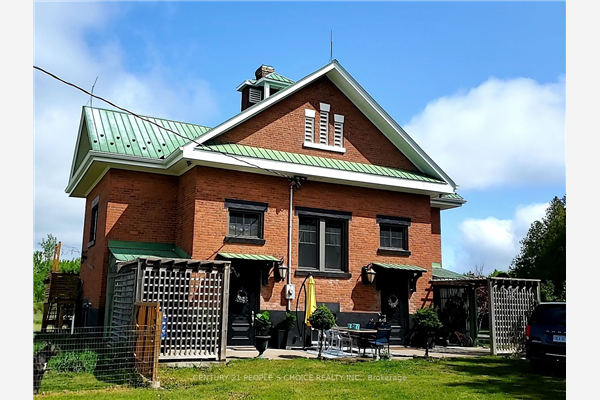 25 Community Centre Rd, Kawartha Lakes