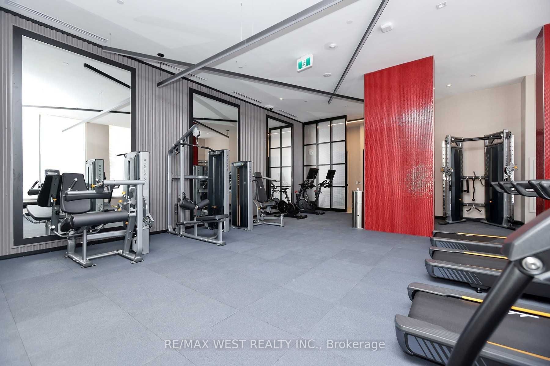 212 King William St, #618