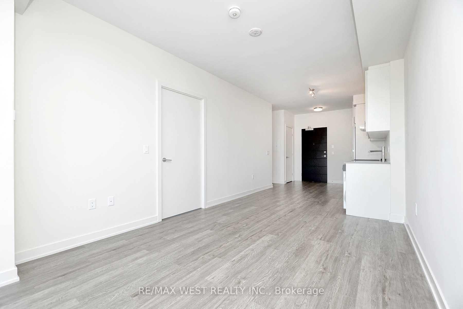 212 King William St, #618