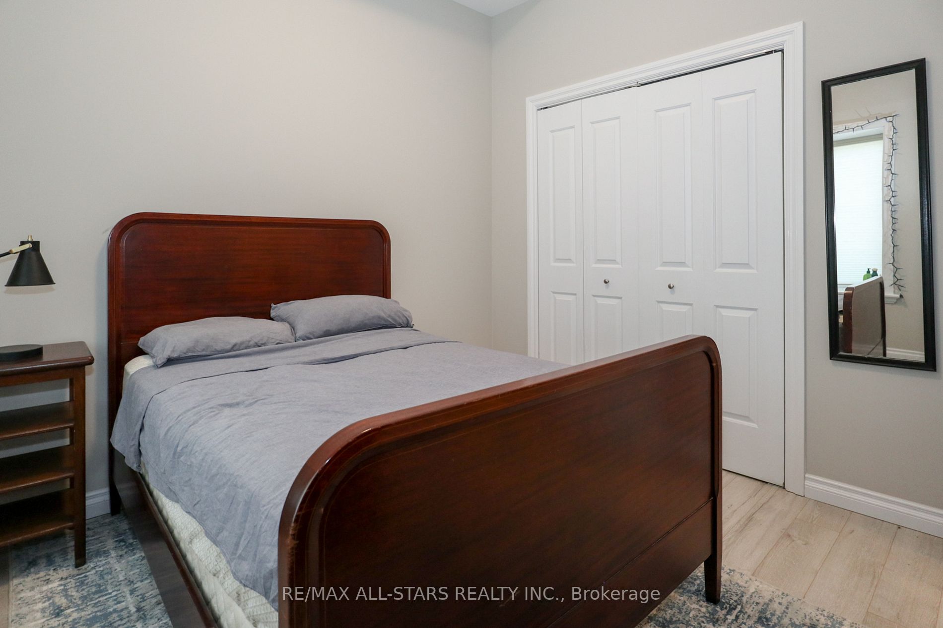 25 King Street, ## 203