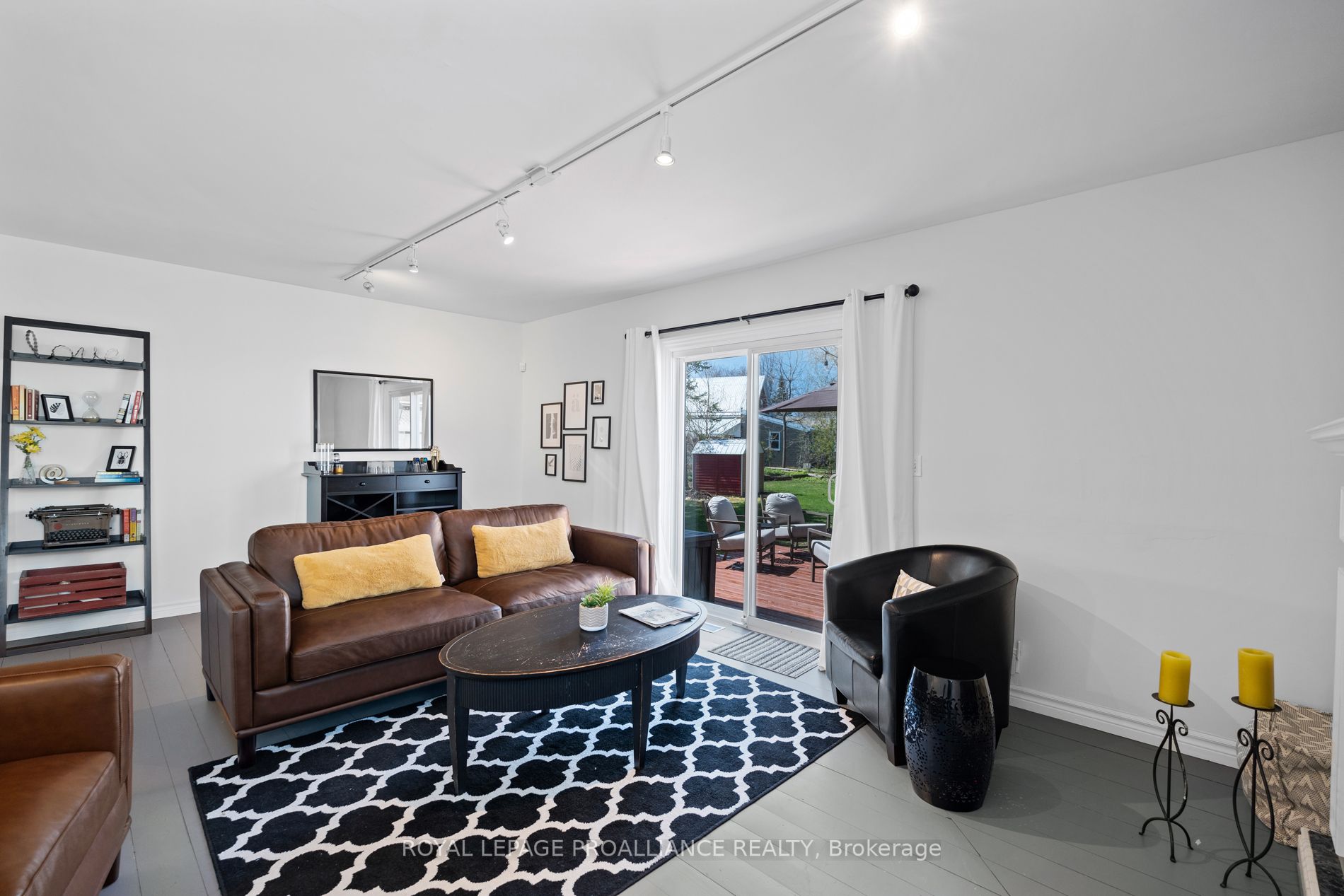 3 Corey St