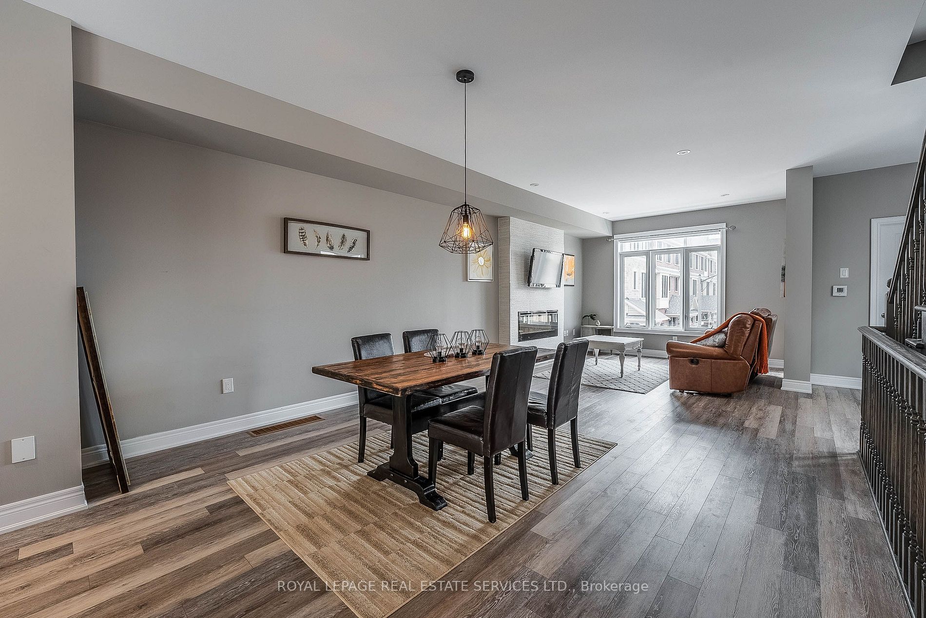 16 Waterview Lane