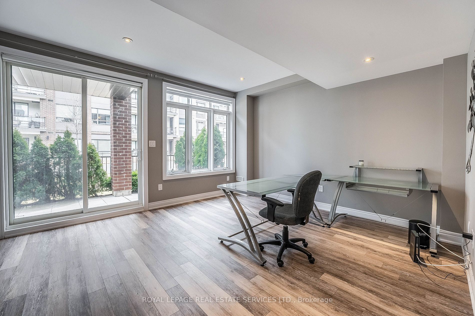 16 Waterview Lane