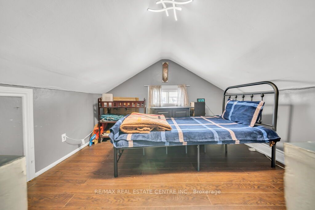 Listing X6104792 - Large Photo # 17