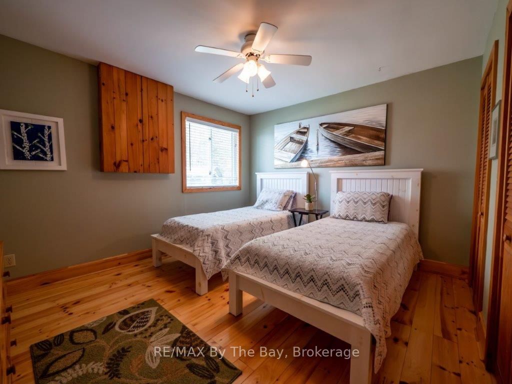 2694 Island 1040
