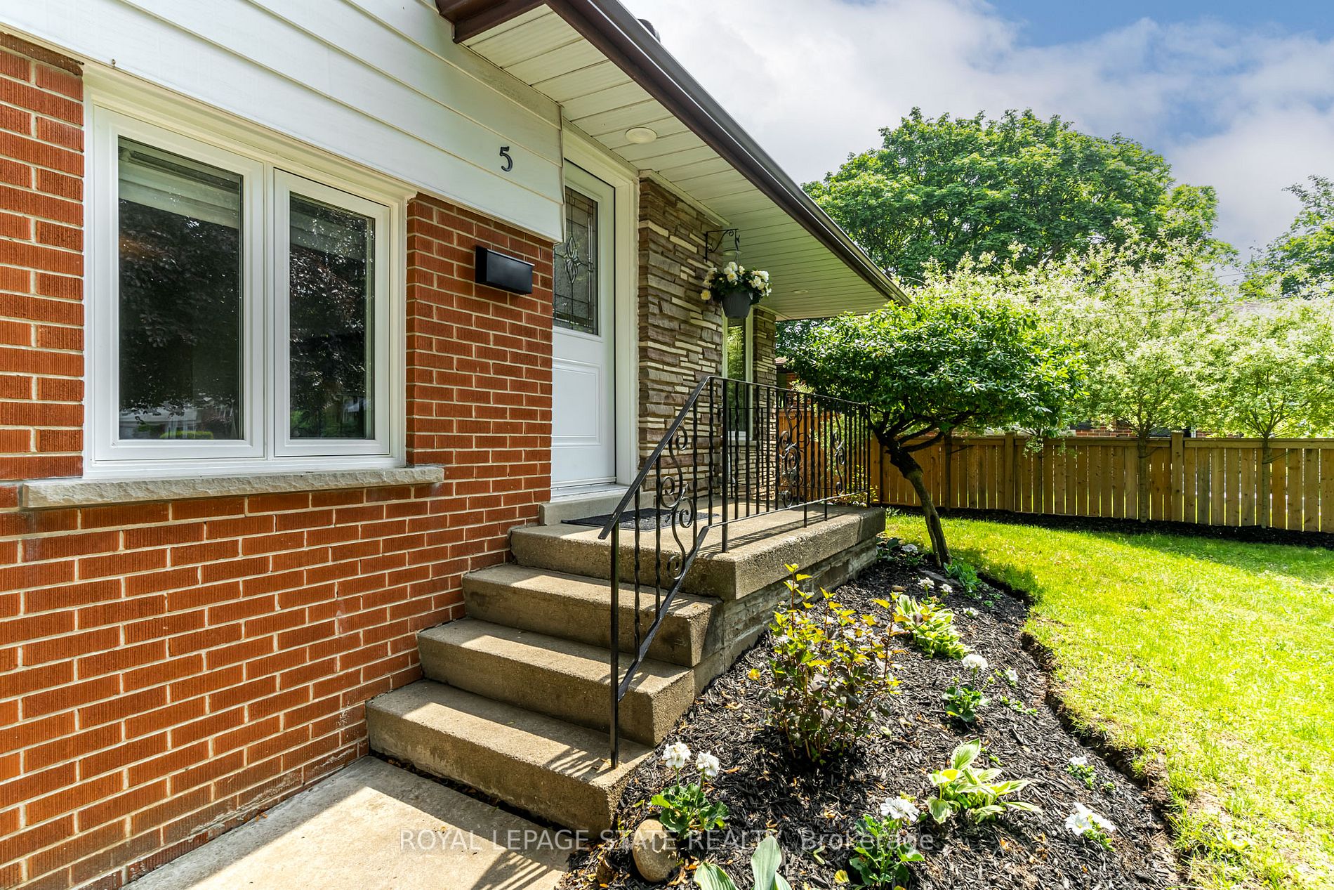 5 Gemma Crt