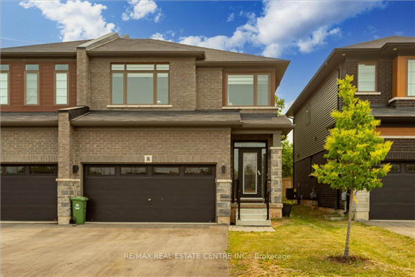 8 Escarpment Dr