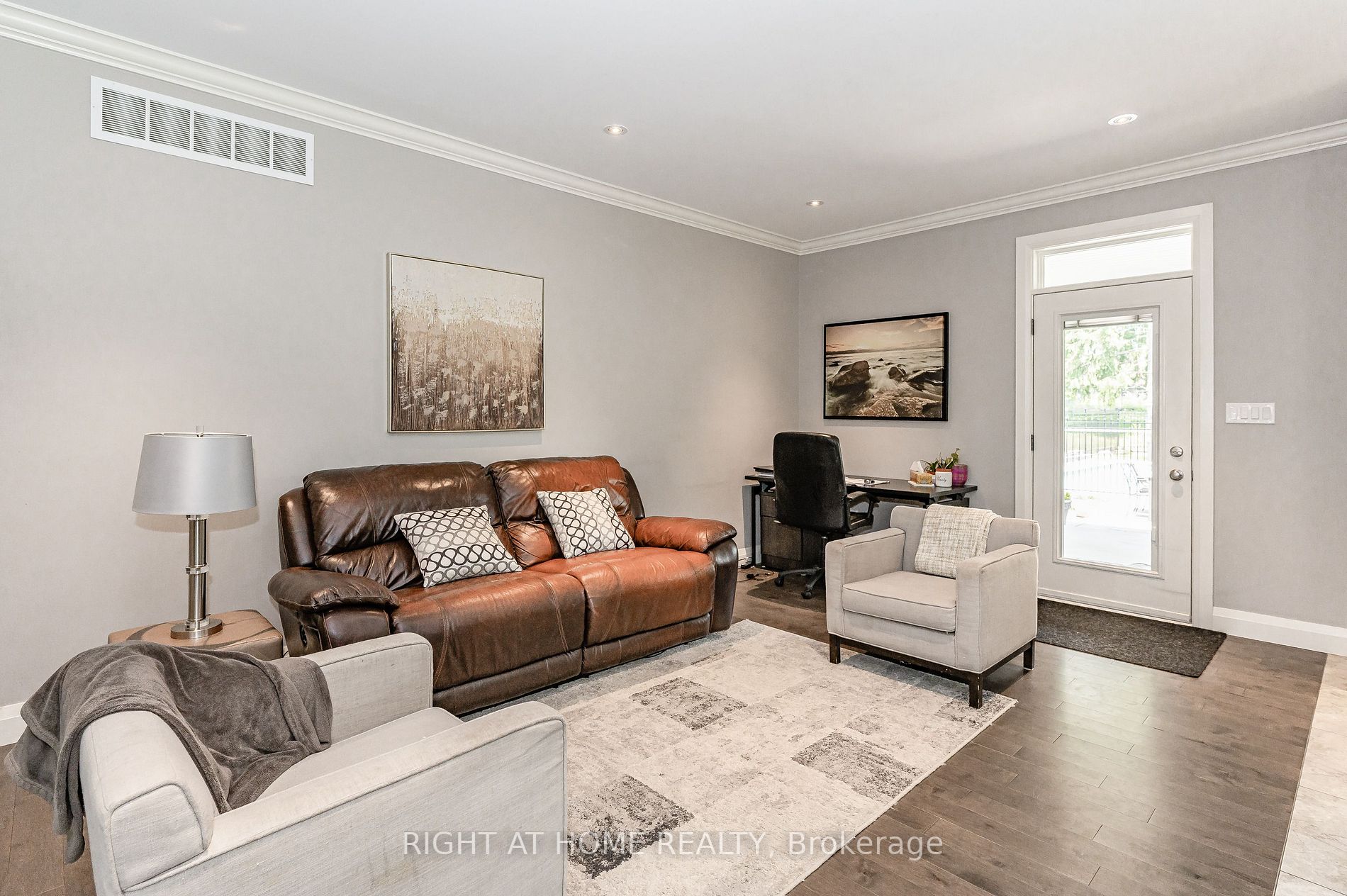451 Garner Rd W