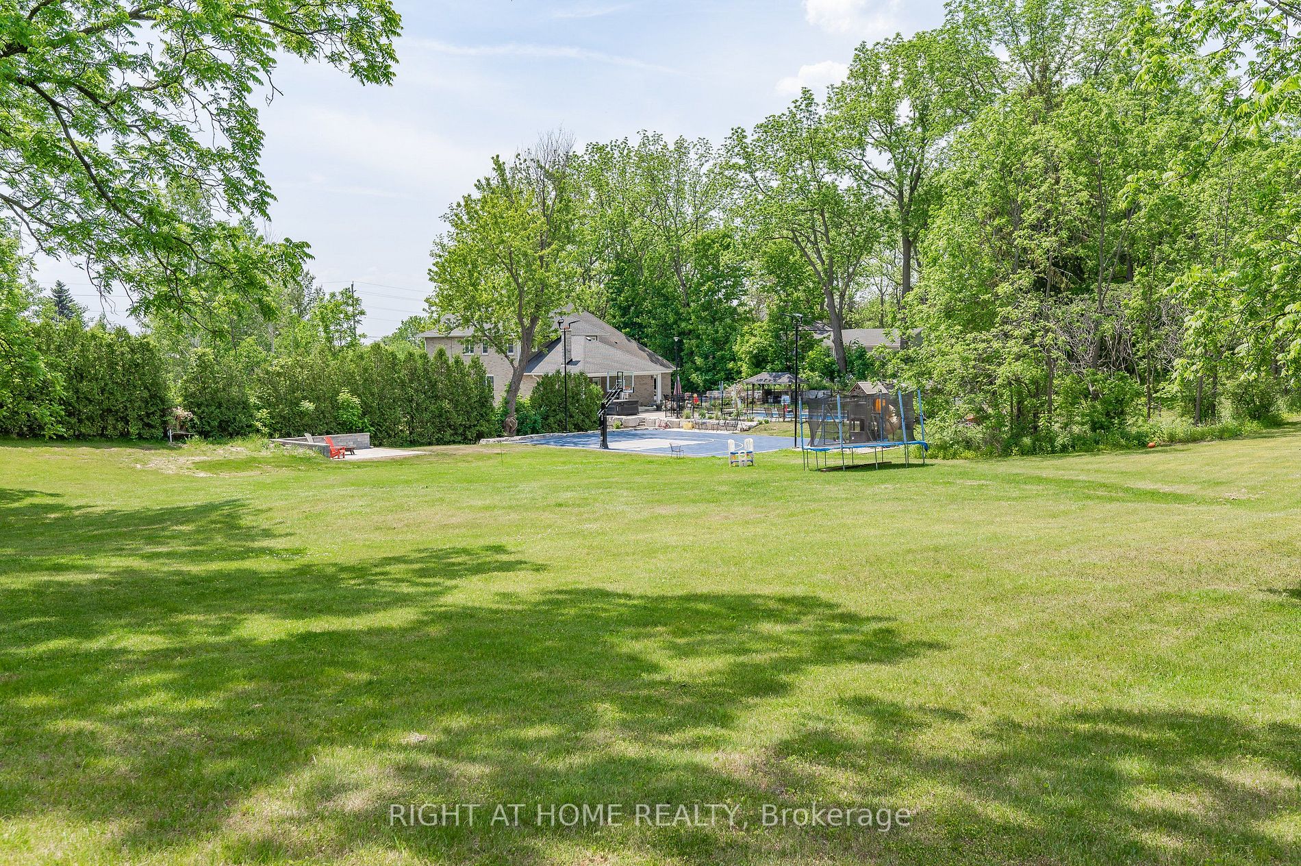 451 Garner Rd W