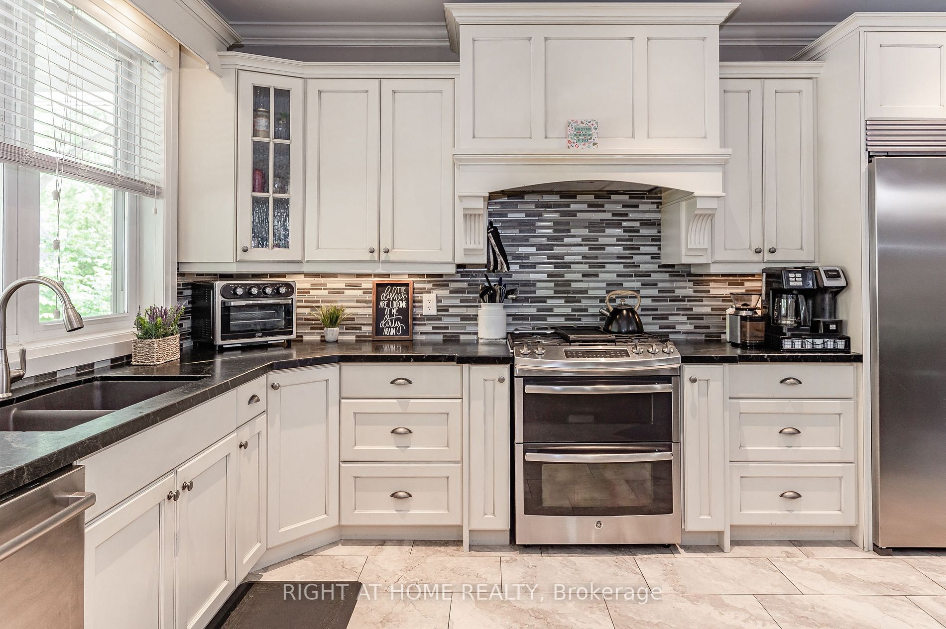 451 Garner Rd W