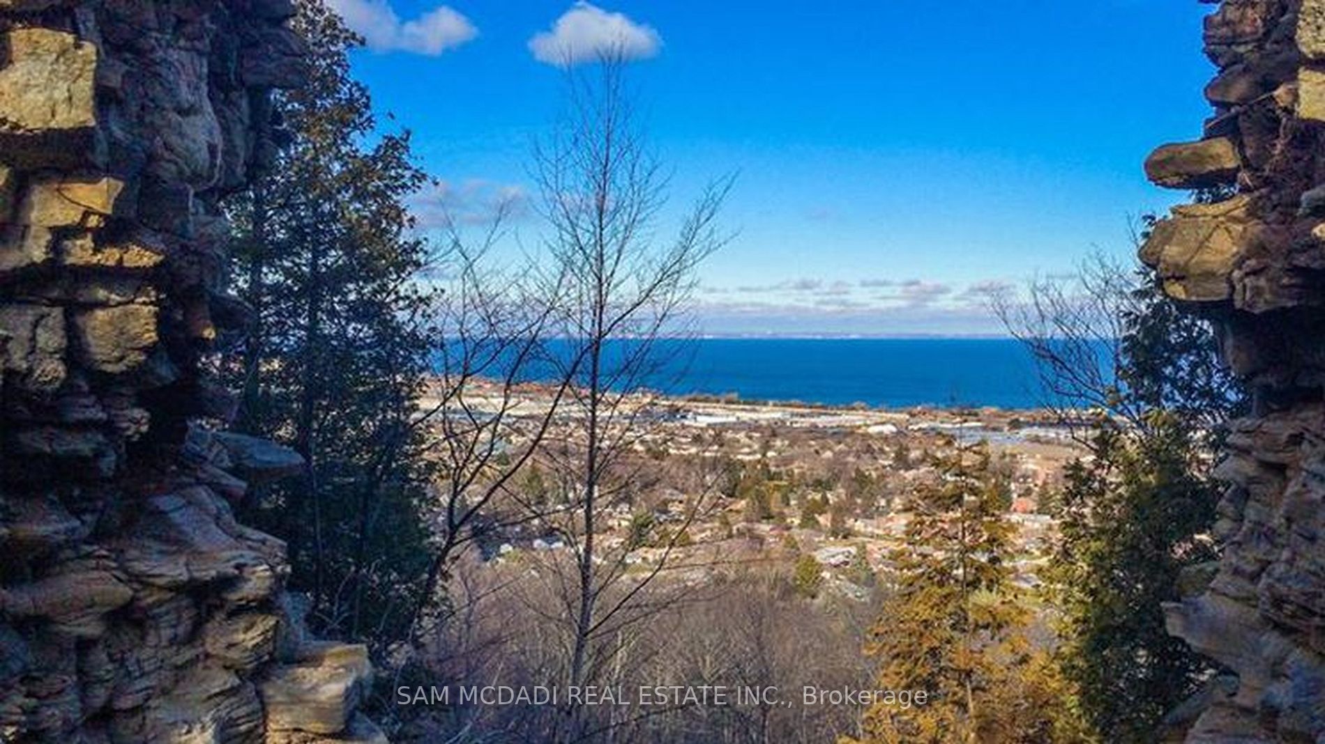 55 Ridge Rd E