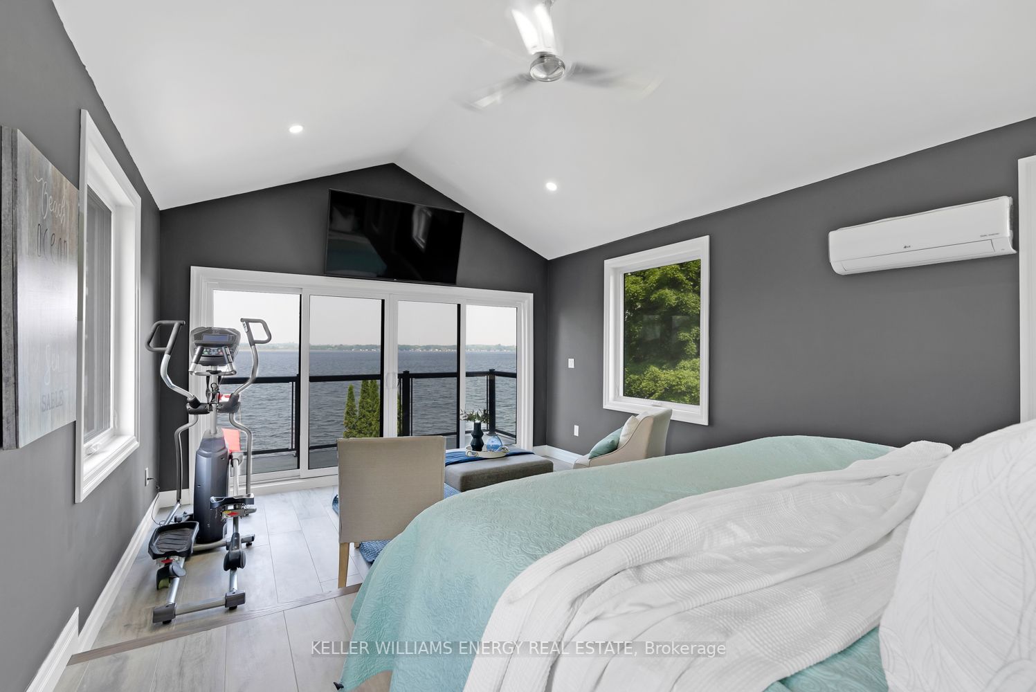 233 SNUG HARBOUR Road