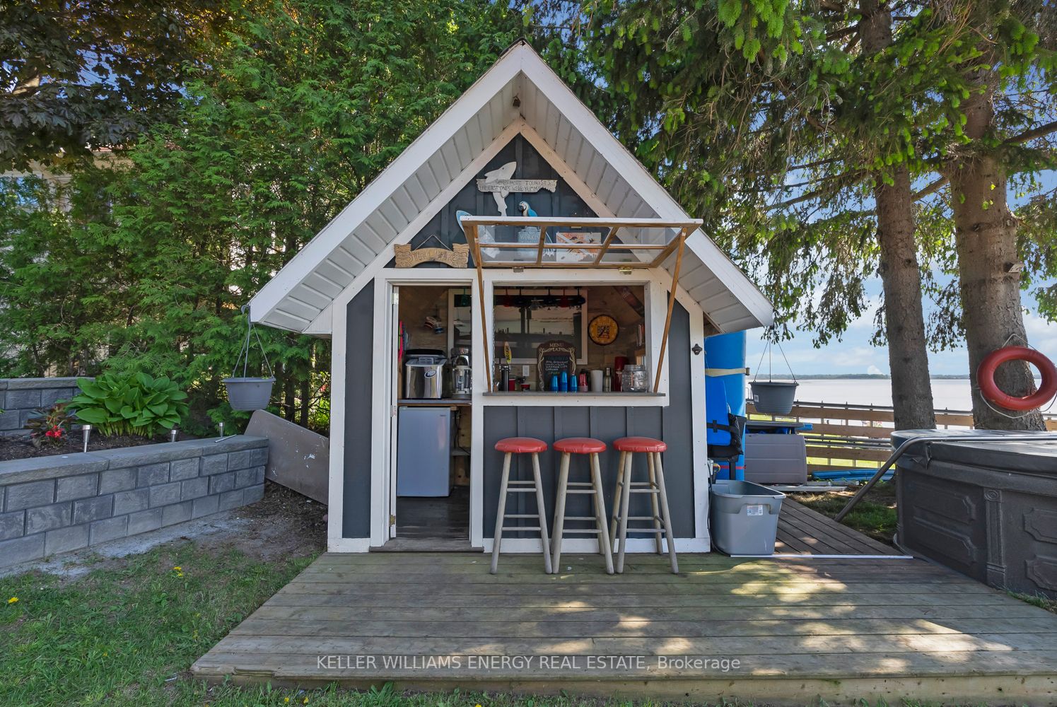 233 SNUG HARBOUR Road