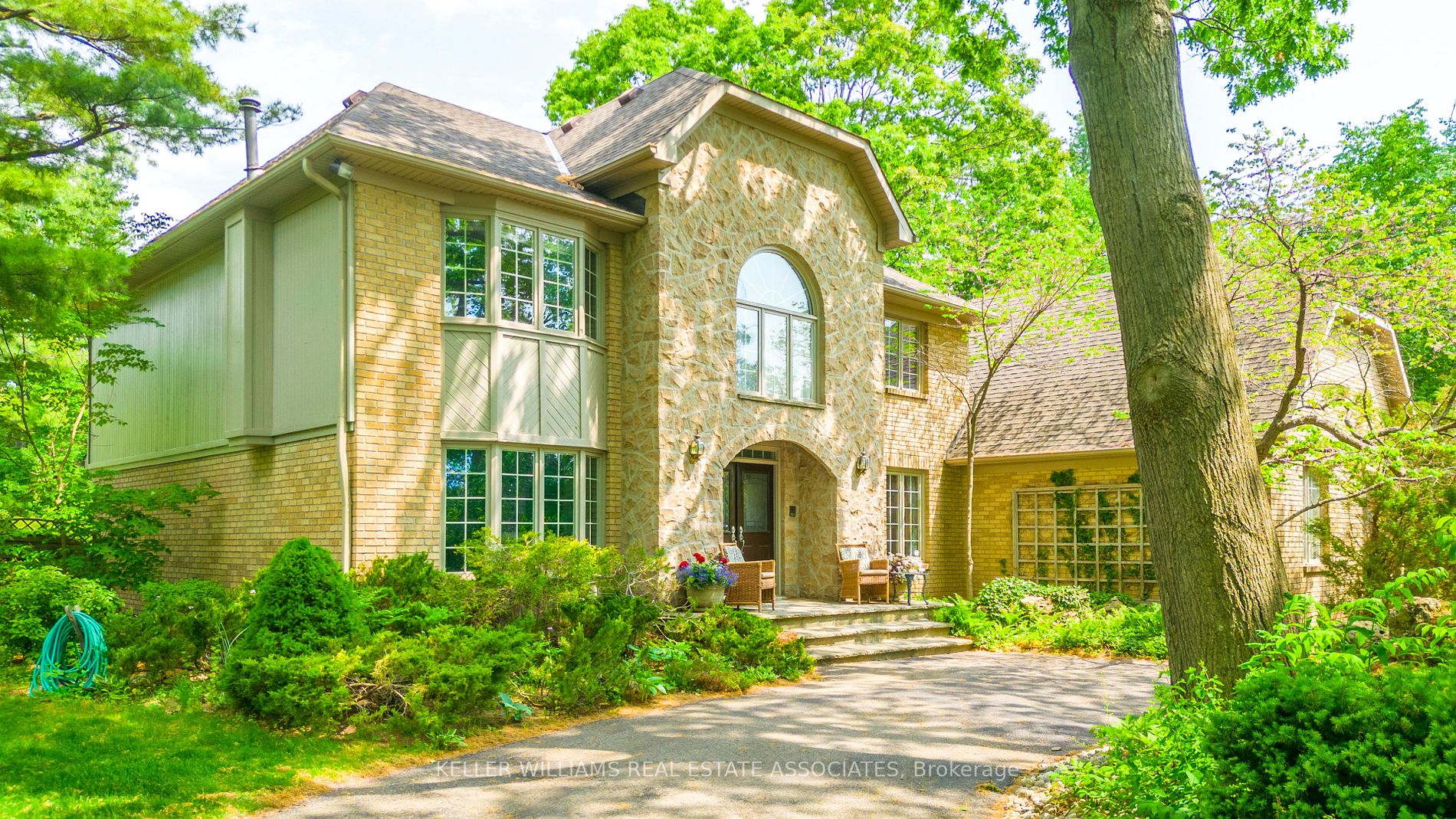 7 Blackberry Place