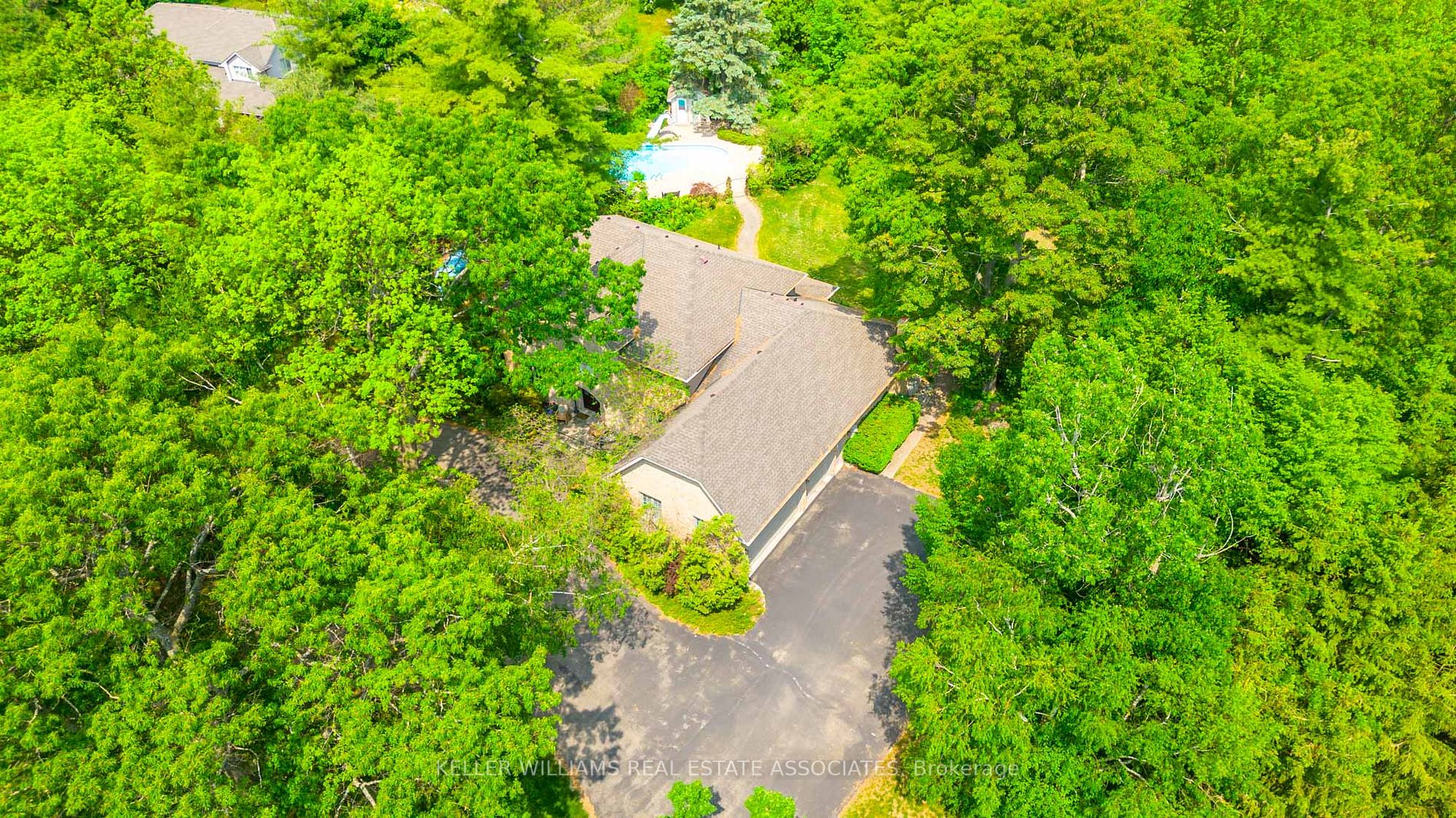 7 Blackberry Place