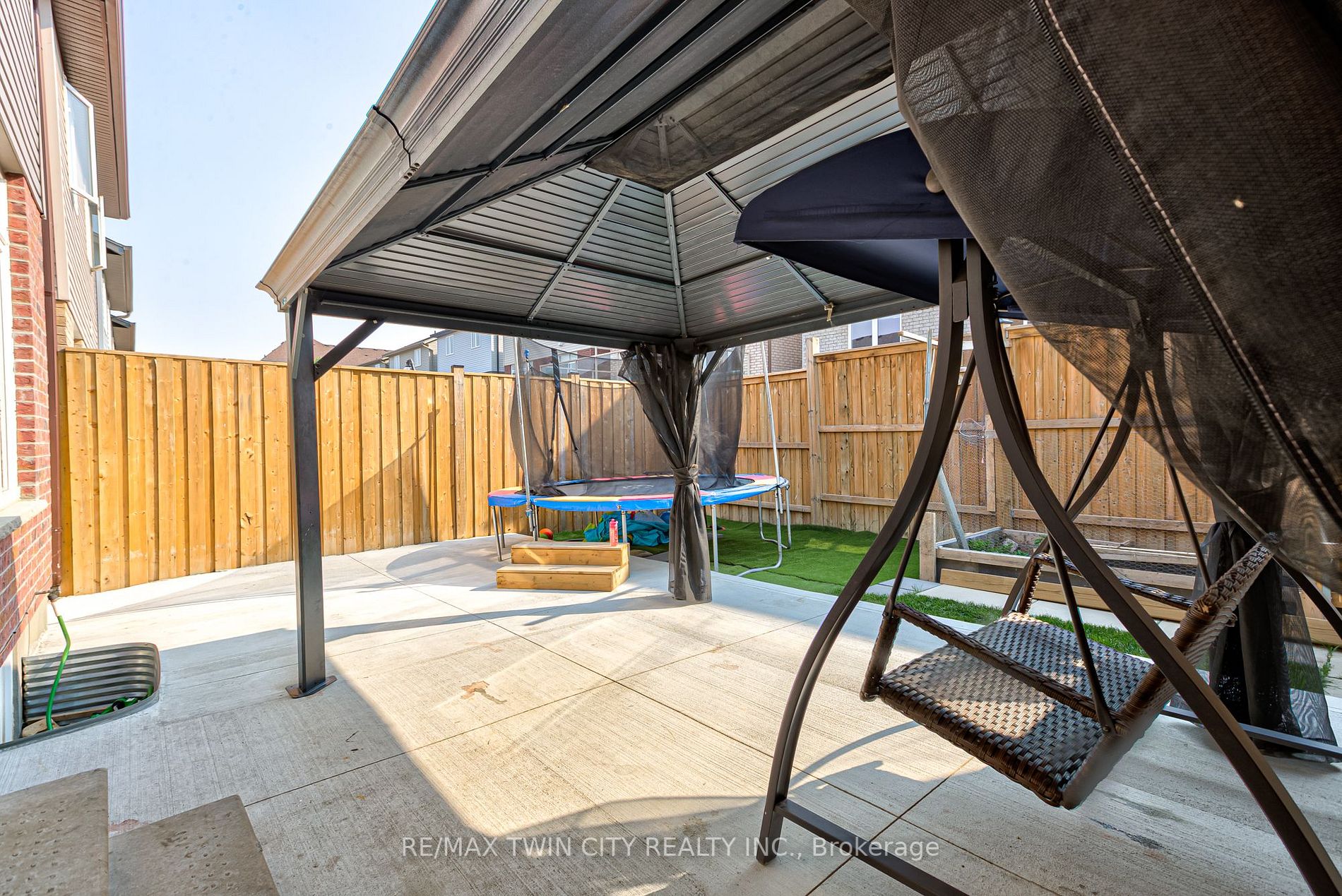 14 Willowrun Drive