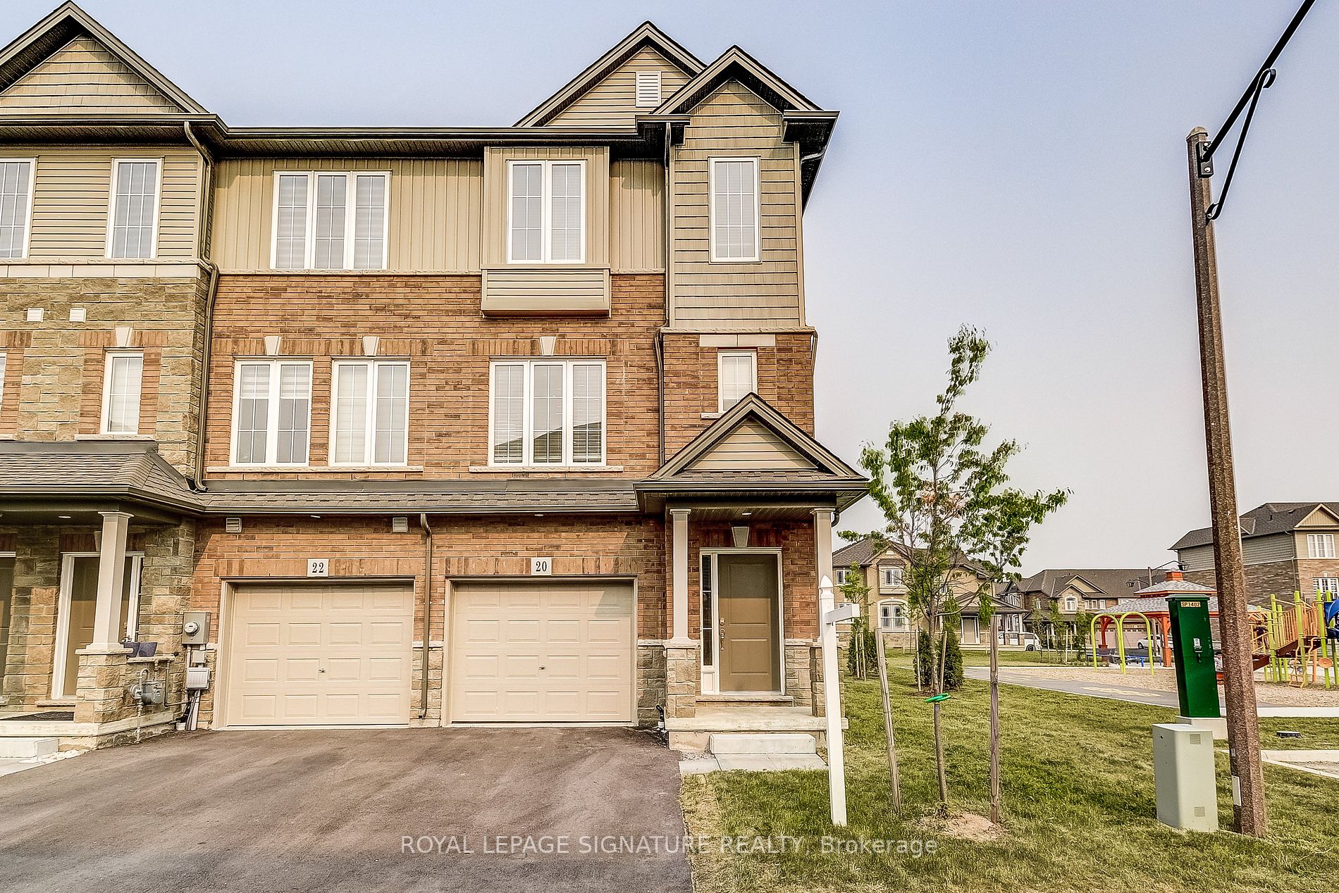 20 Canary Grass Blvd