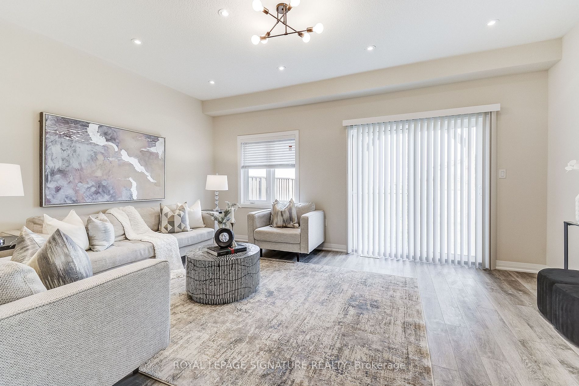 20 Canary Grass Blvd