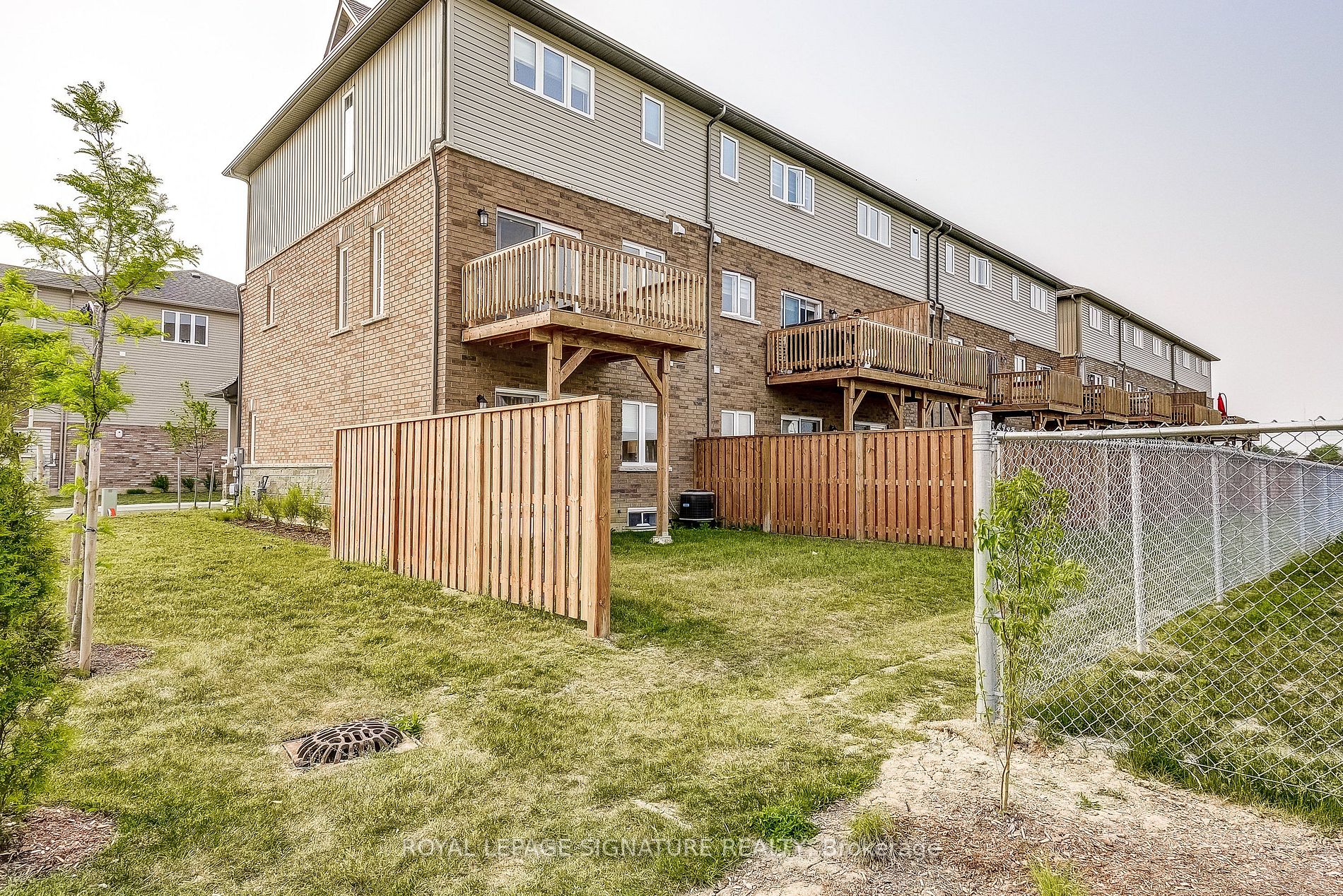 20 Canary Grass Blvd