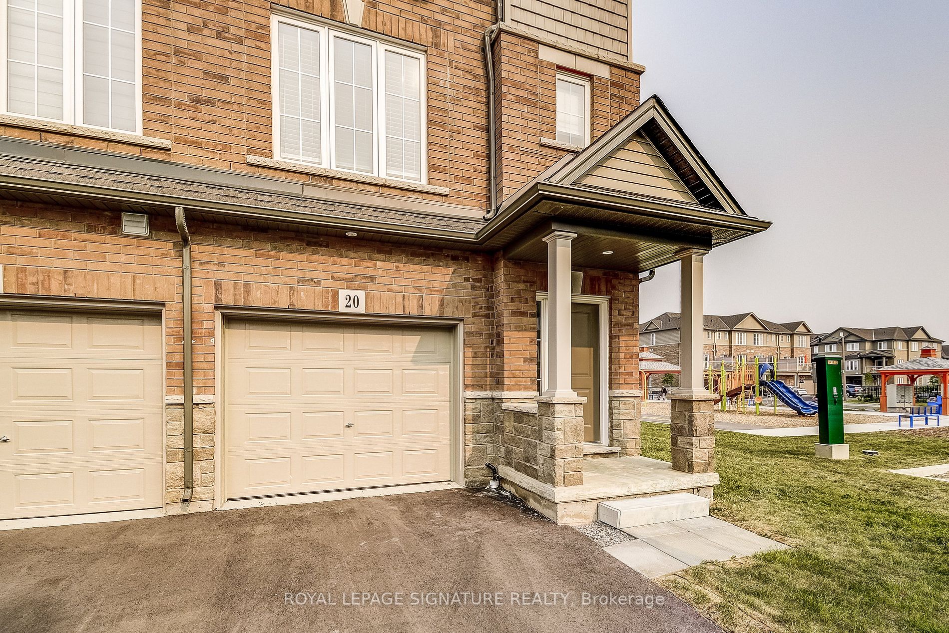 20 Canary Grass Blvd