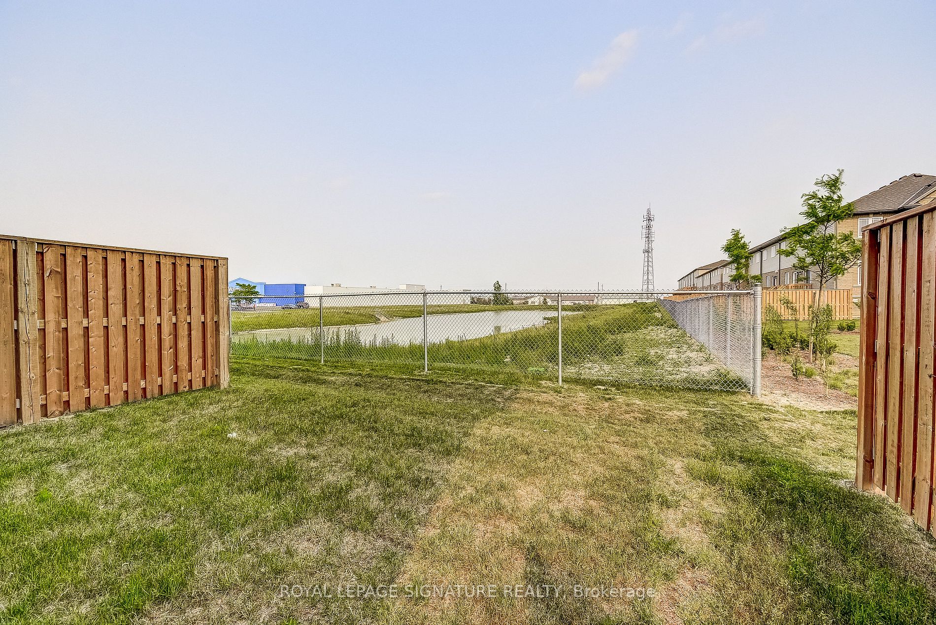 20 Canary Grass Blvd