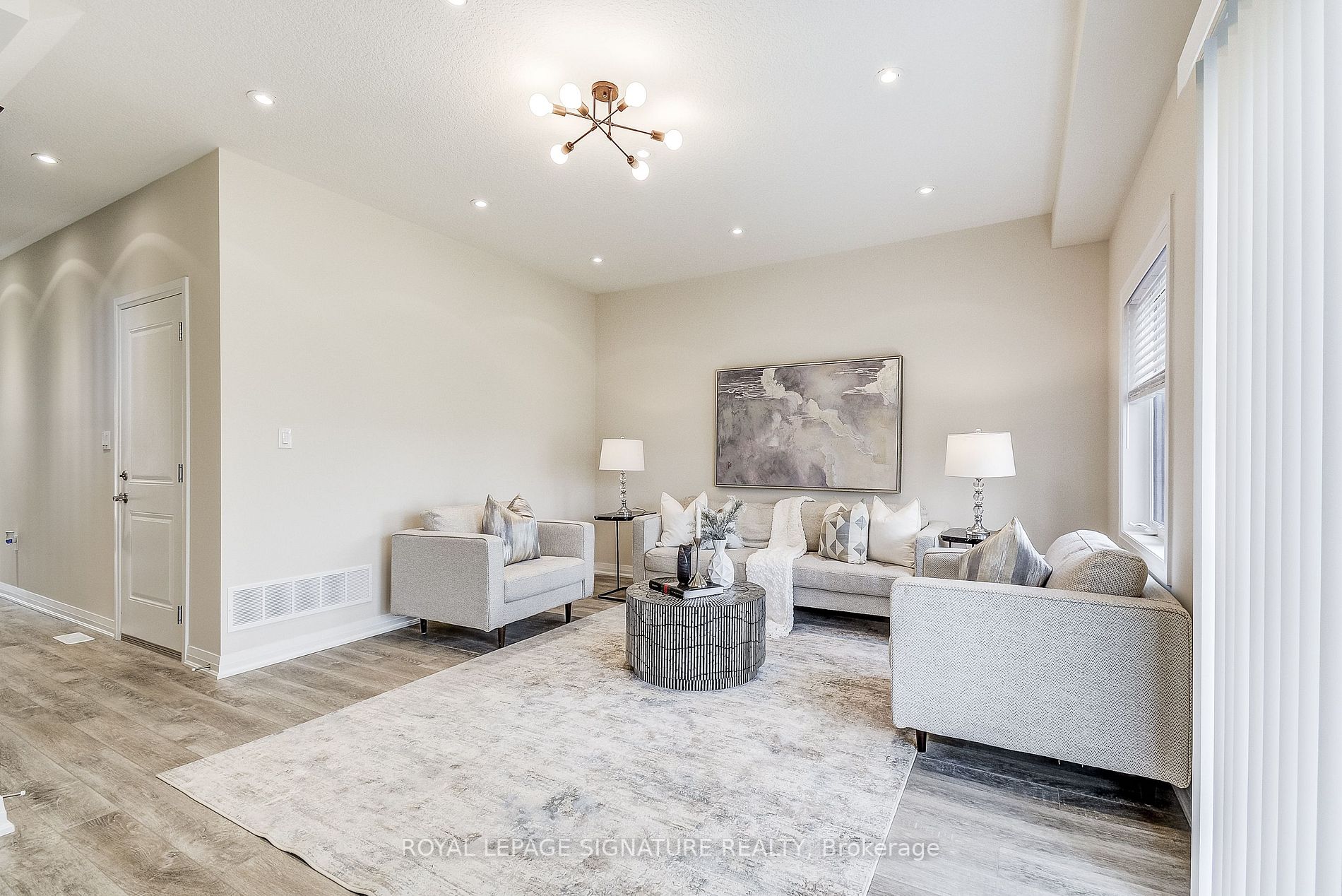20 Canary Grass Blvd
