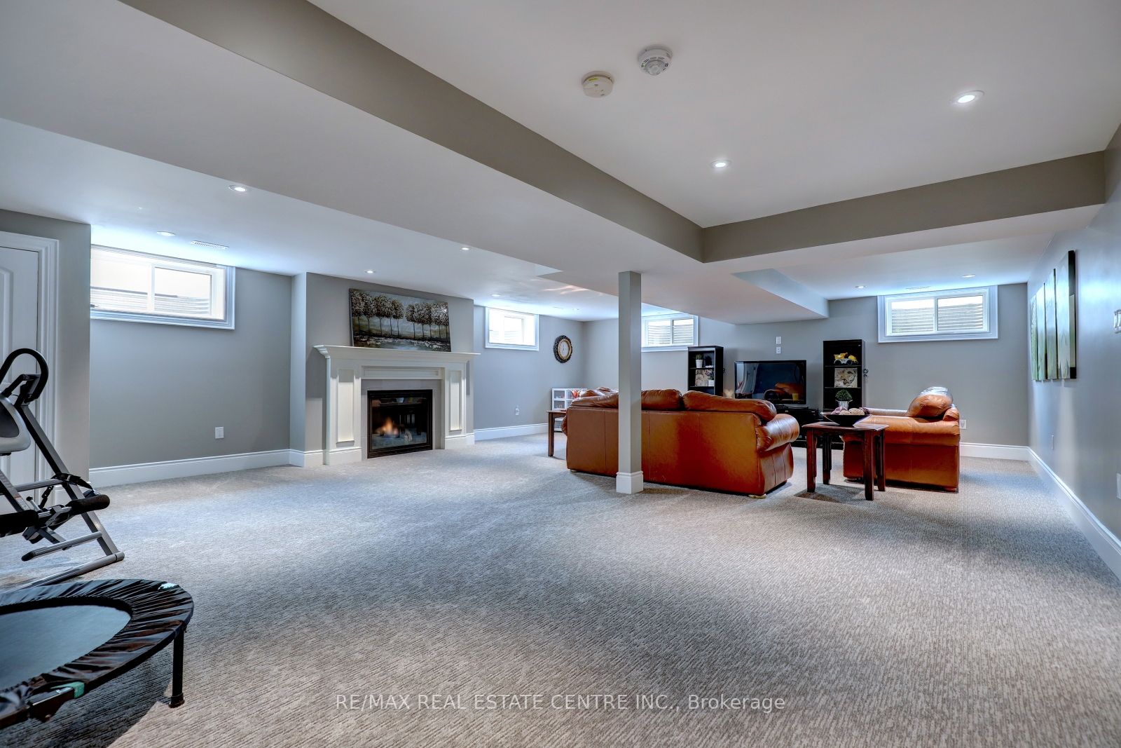 121 BESSEY Court