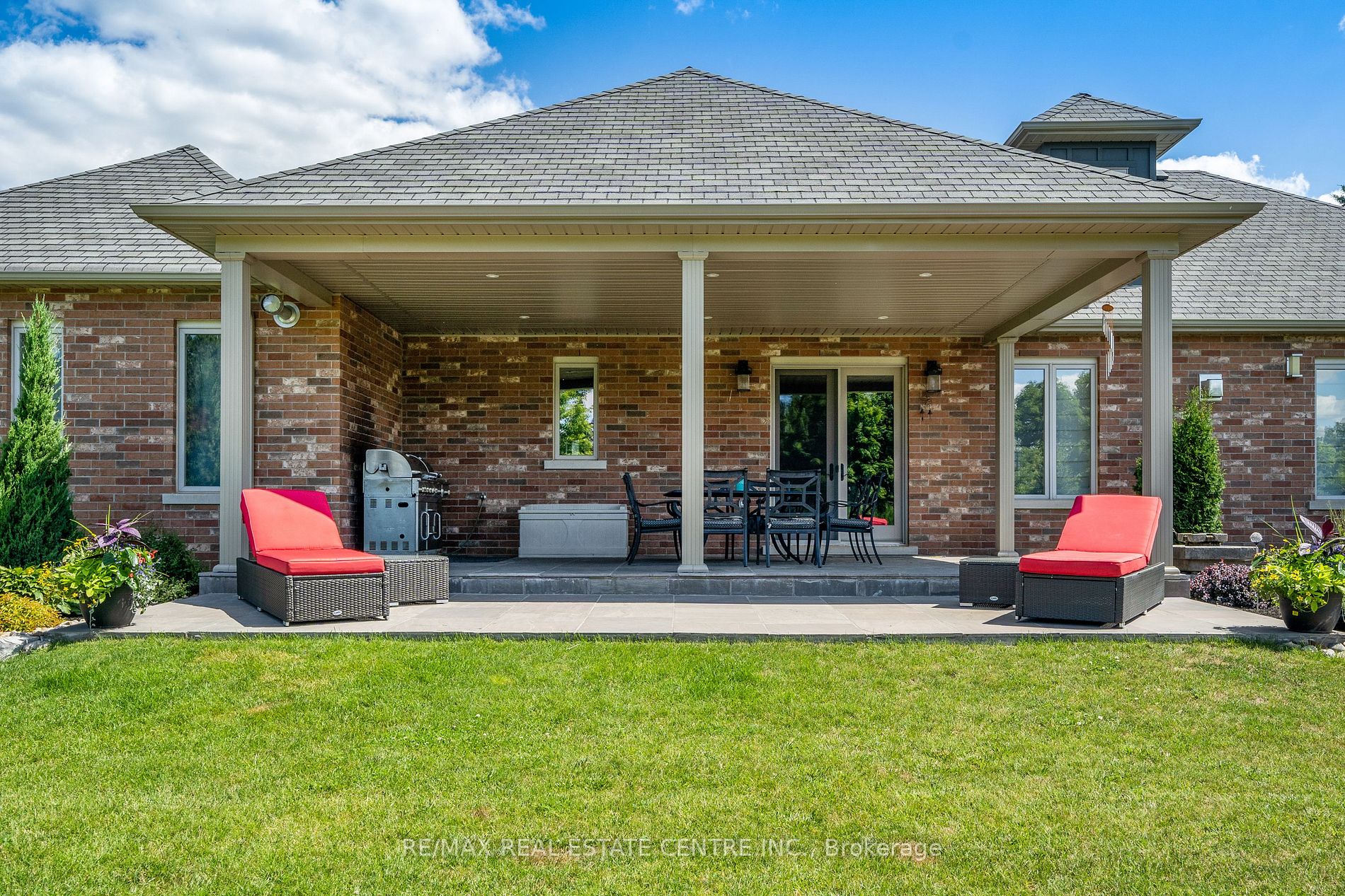 121 BESSEY Court