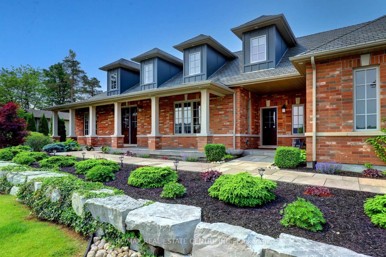 121 Bessey Crt