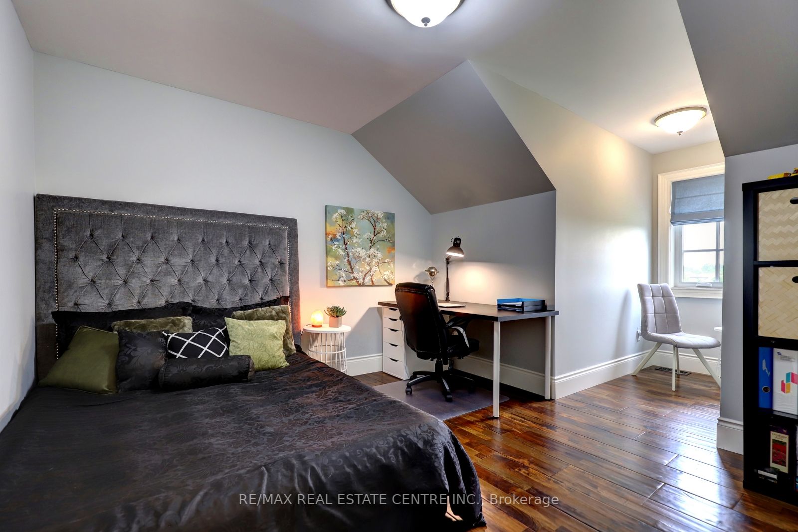 121 BESSEY Court