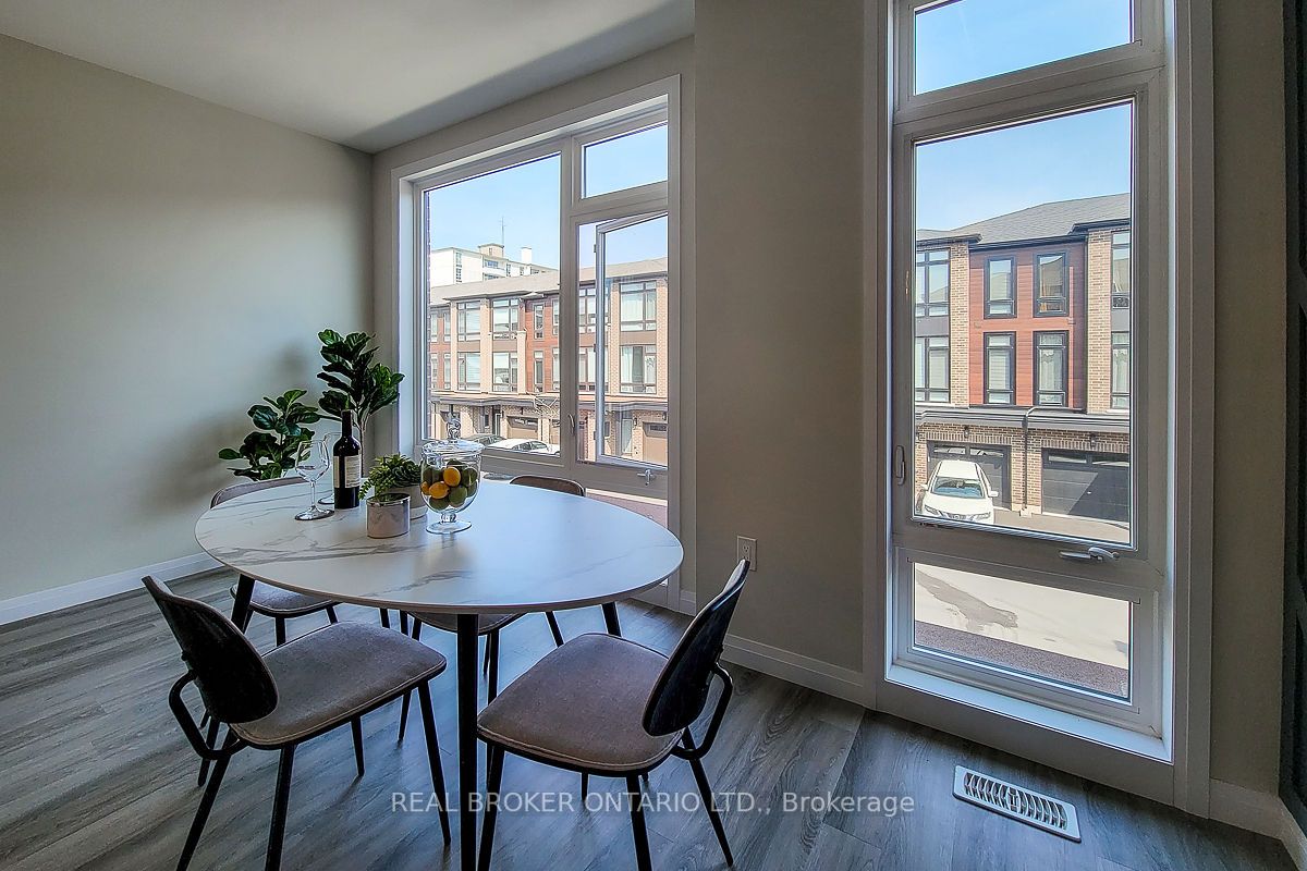270 Melvin Ave, #9