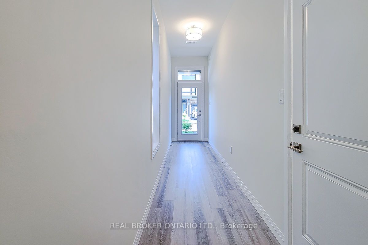 270 Melvin Ave, #9