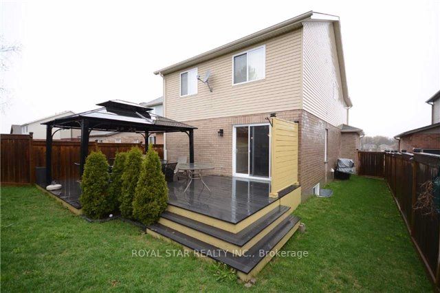 185 Silk Drive