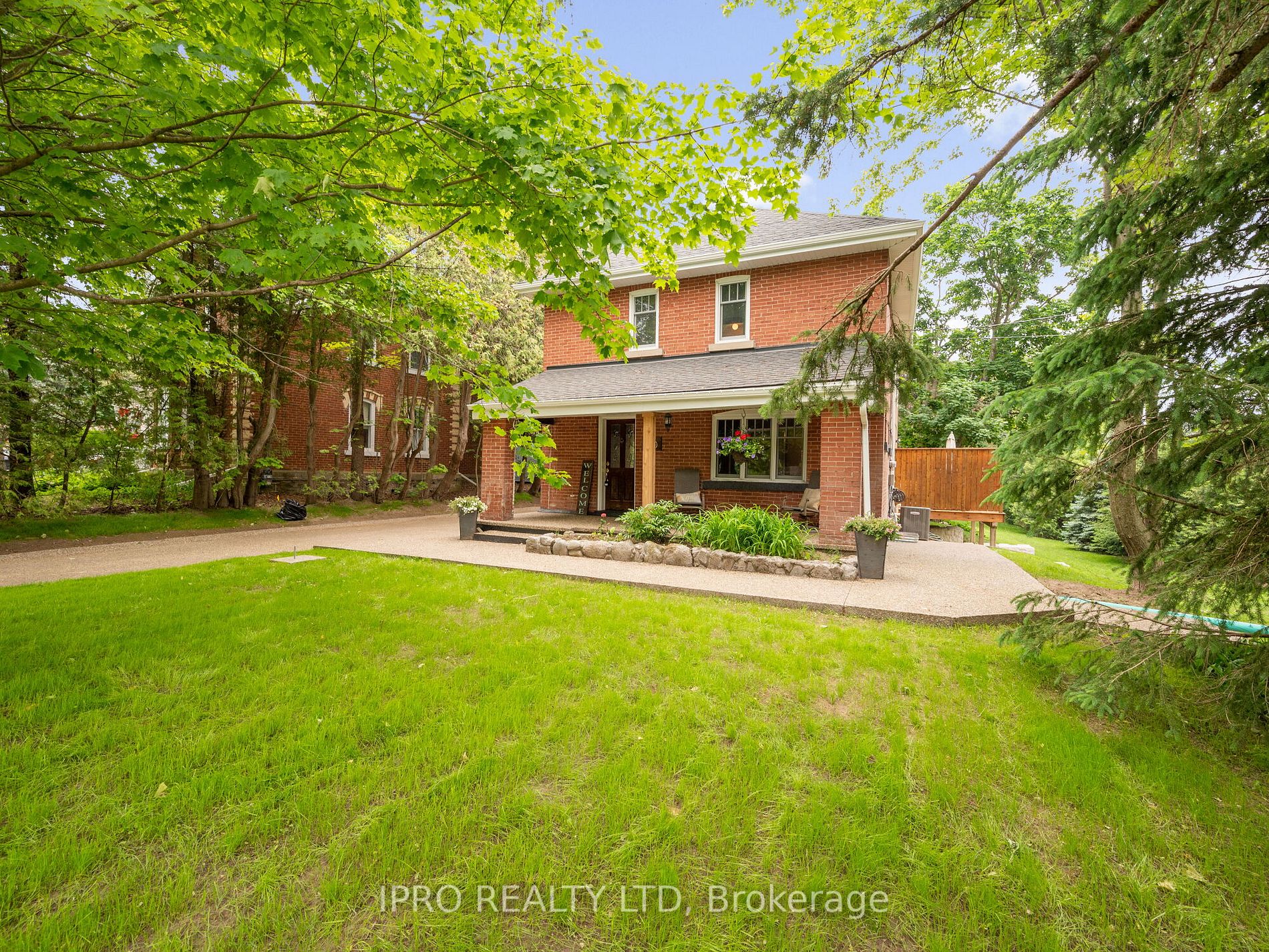 70 Trafalgar Rd
