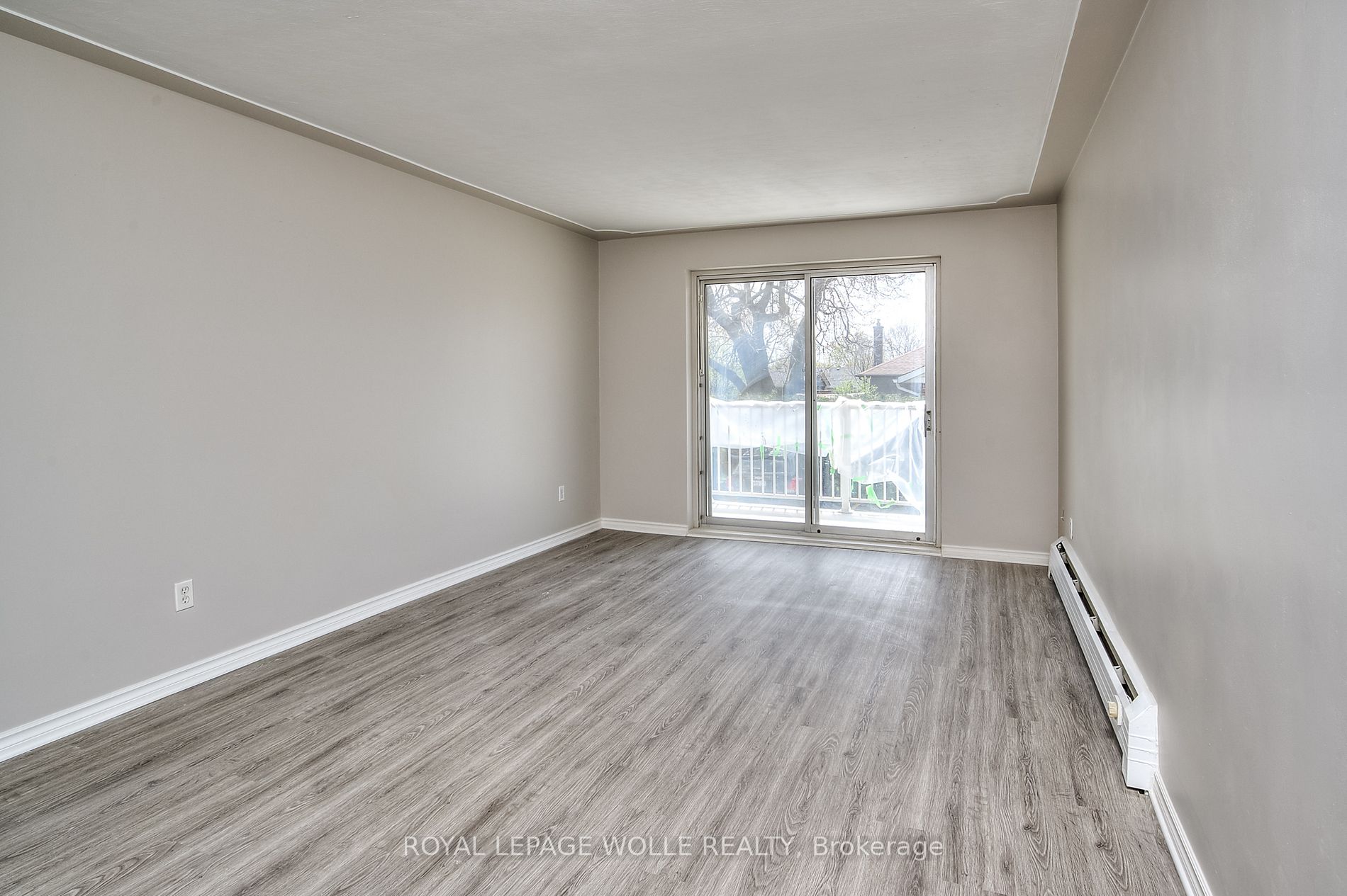 Listing X6126848 - Large Photo # 11