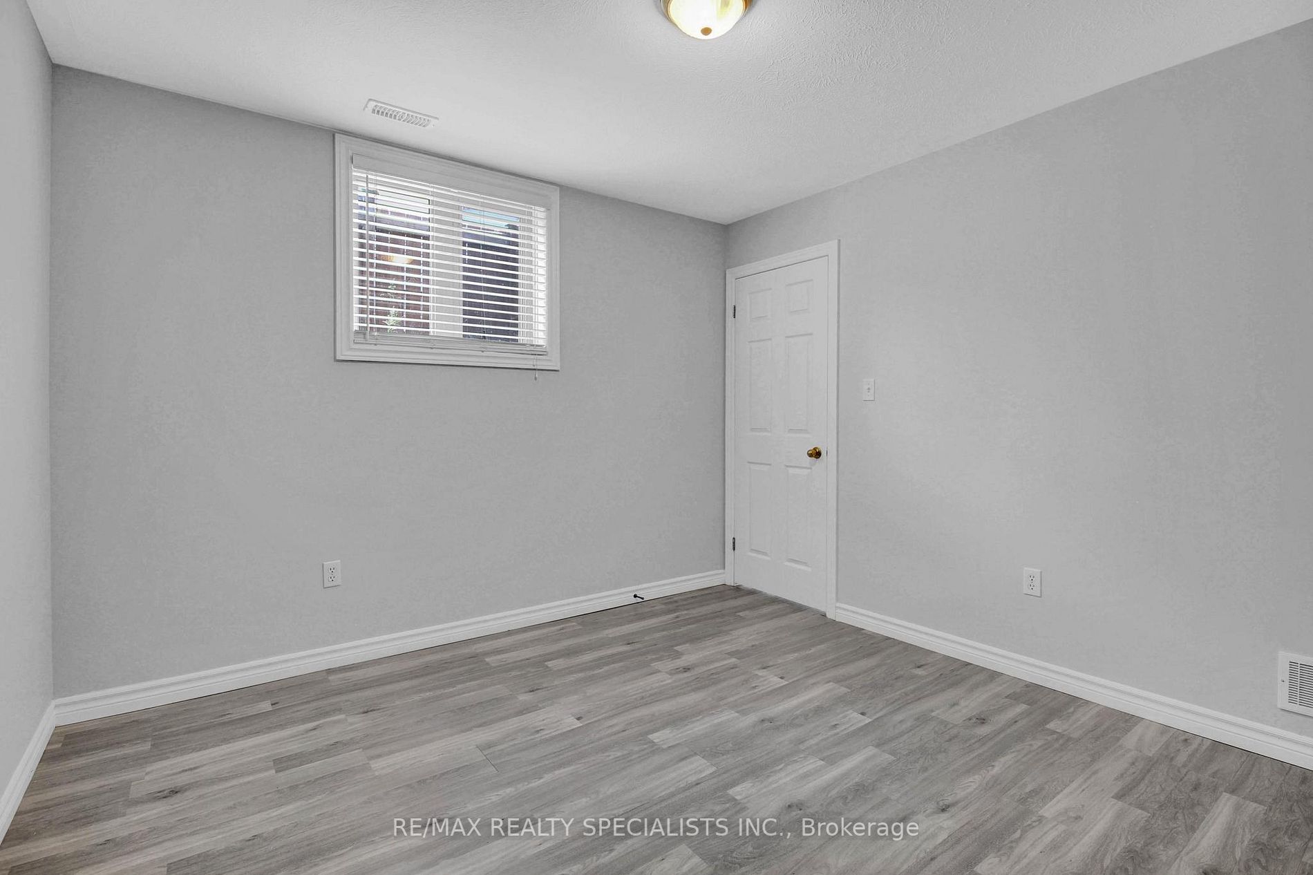 33 Osborn Ave