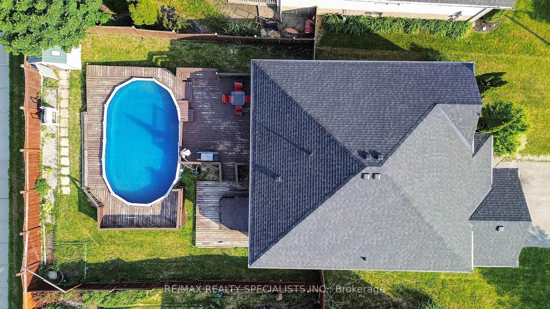 33 Osborn Ave