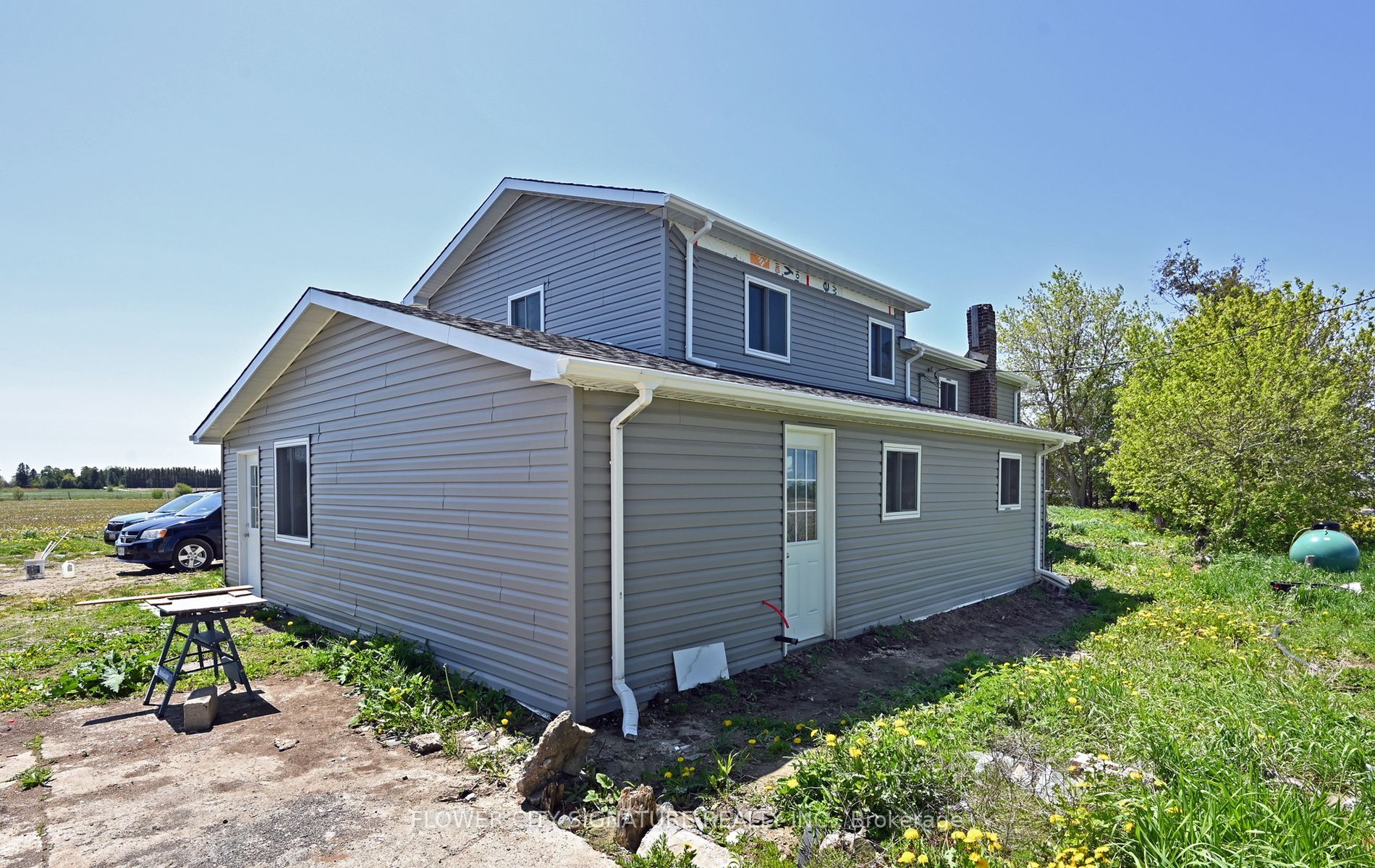 375077 6th Line