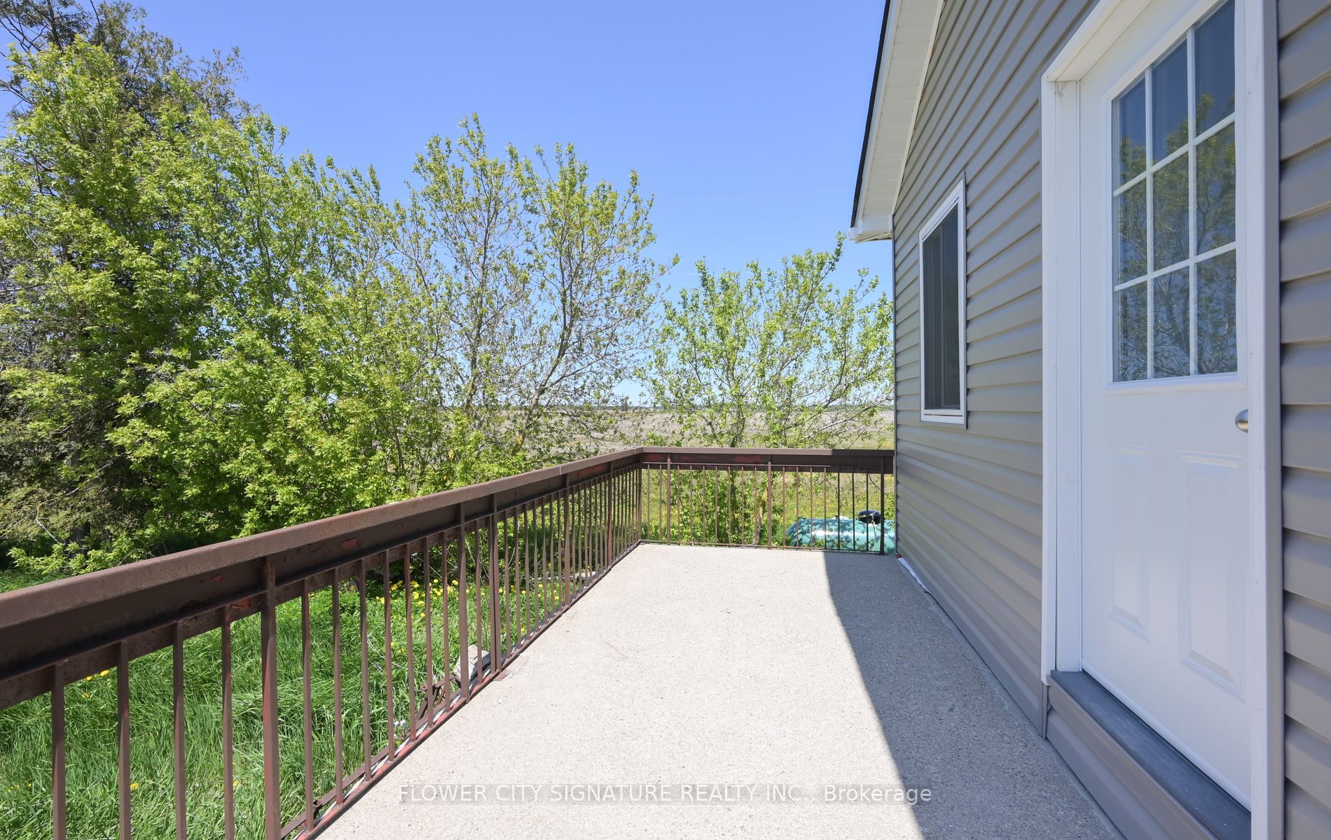 375077 6th Line