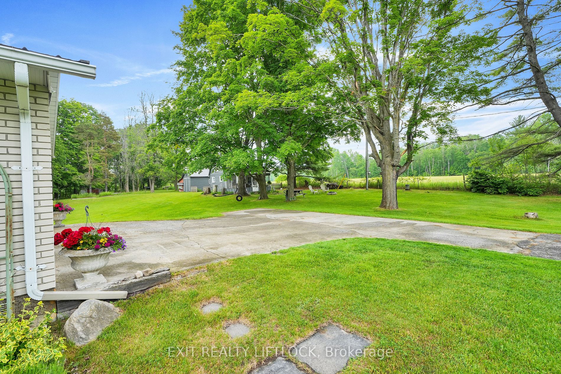 7930 County Rd 30