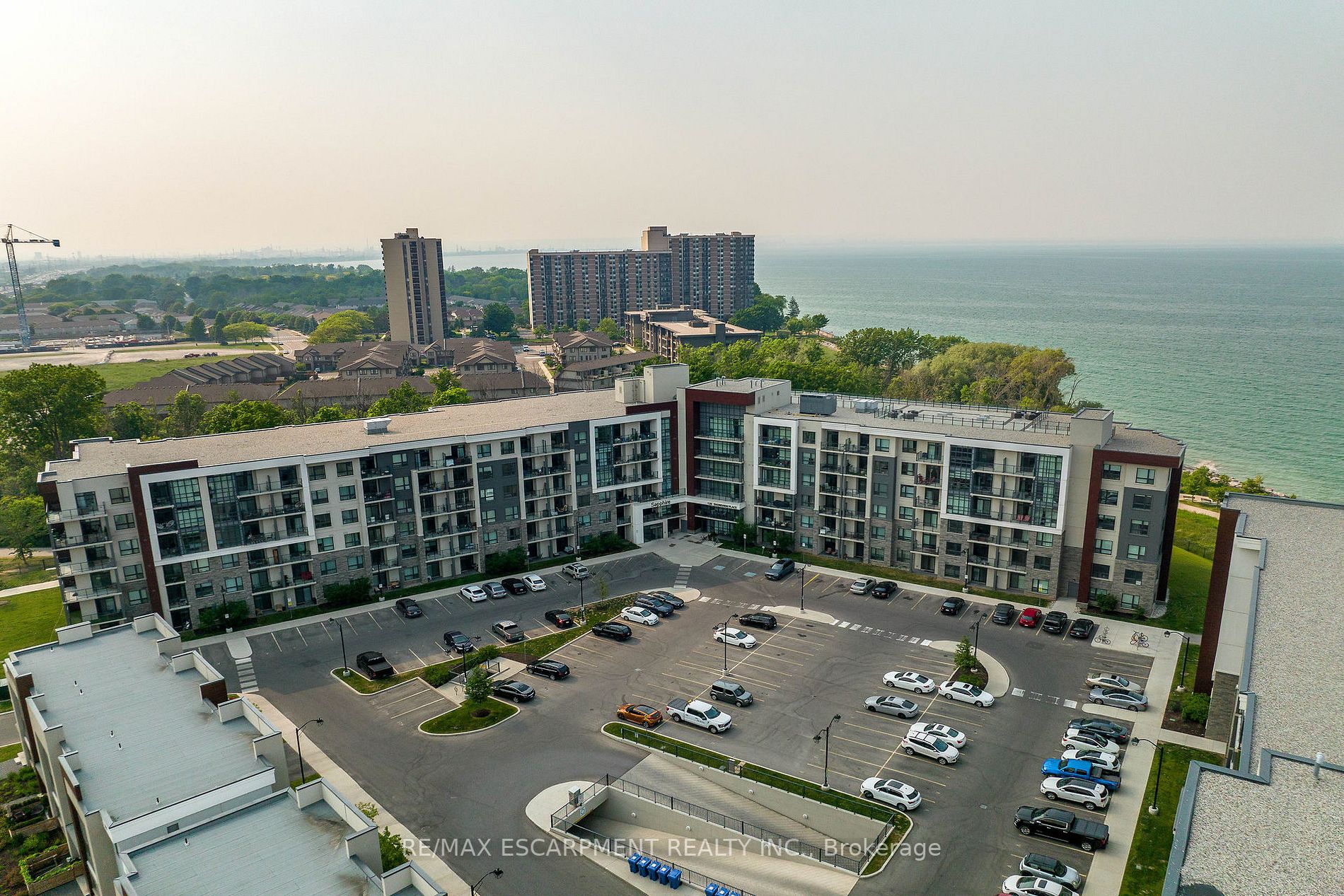 125 Shoreview Pl, #101